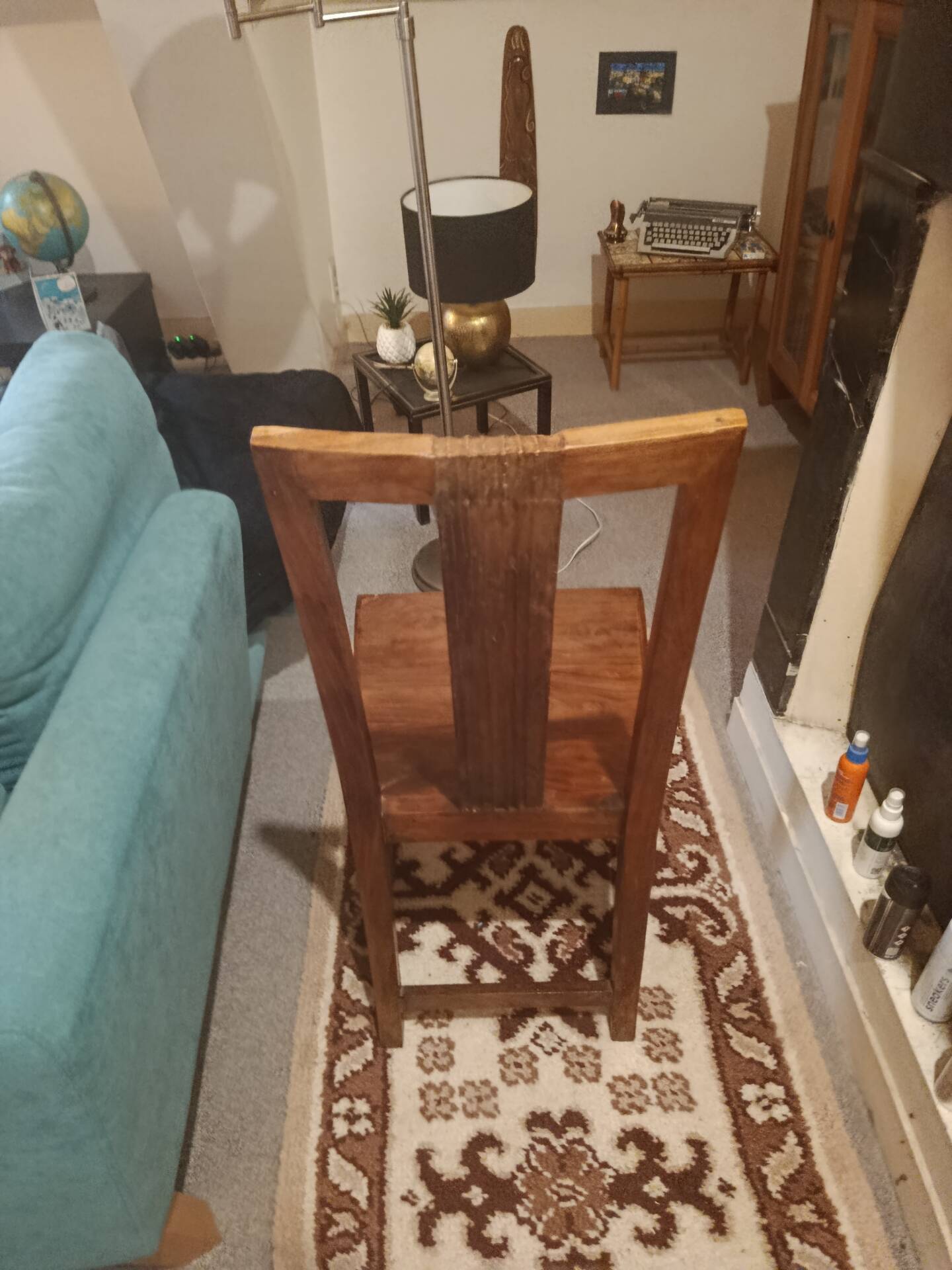 1 chair