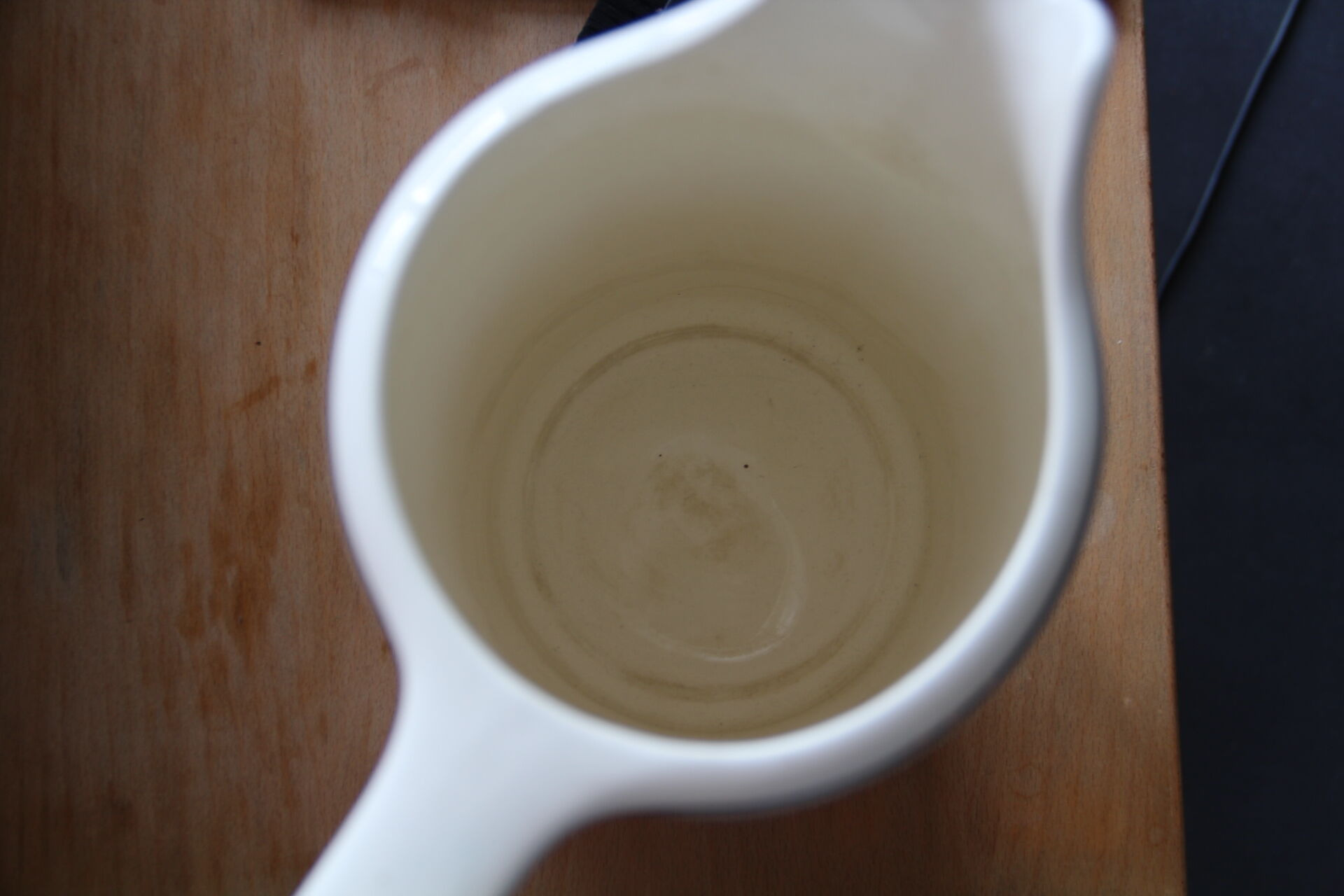 Maastricht ceramic pourer, jug, vase, broc