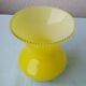 Vase en verre jaune