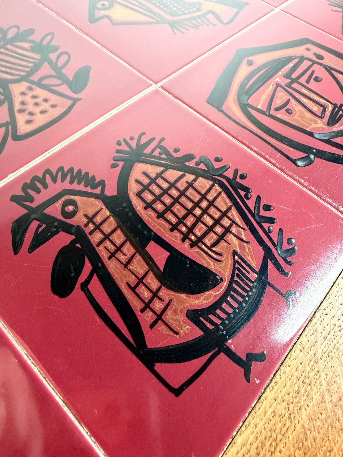 Height-adjustable table in oak and ceramic – Guillerme & Chambron, France