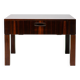 Ensemble de cinq tables d'appoint modernes en palissandre danois.