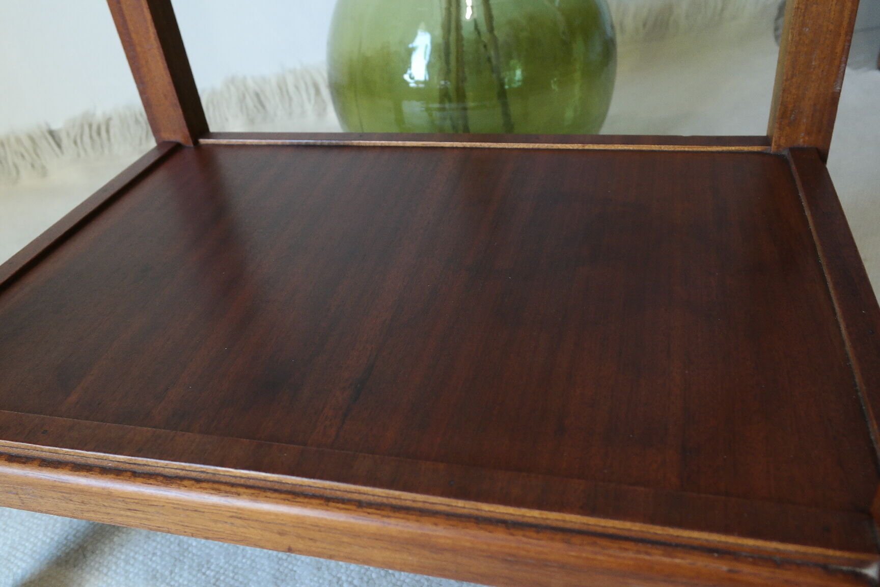 Rolling dessert mahogany