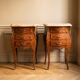 2 tables de chevet de style Louis XV