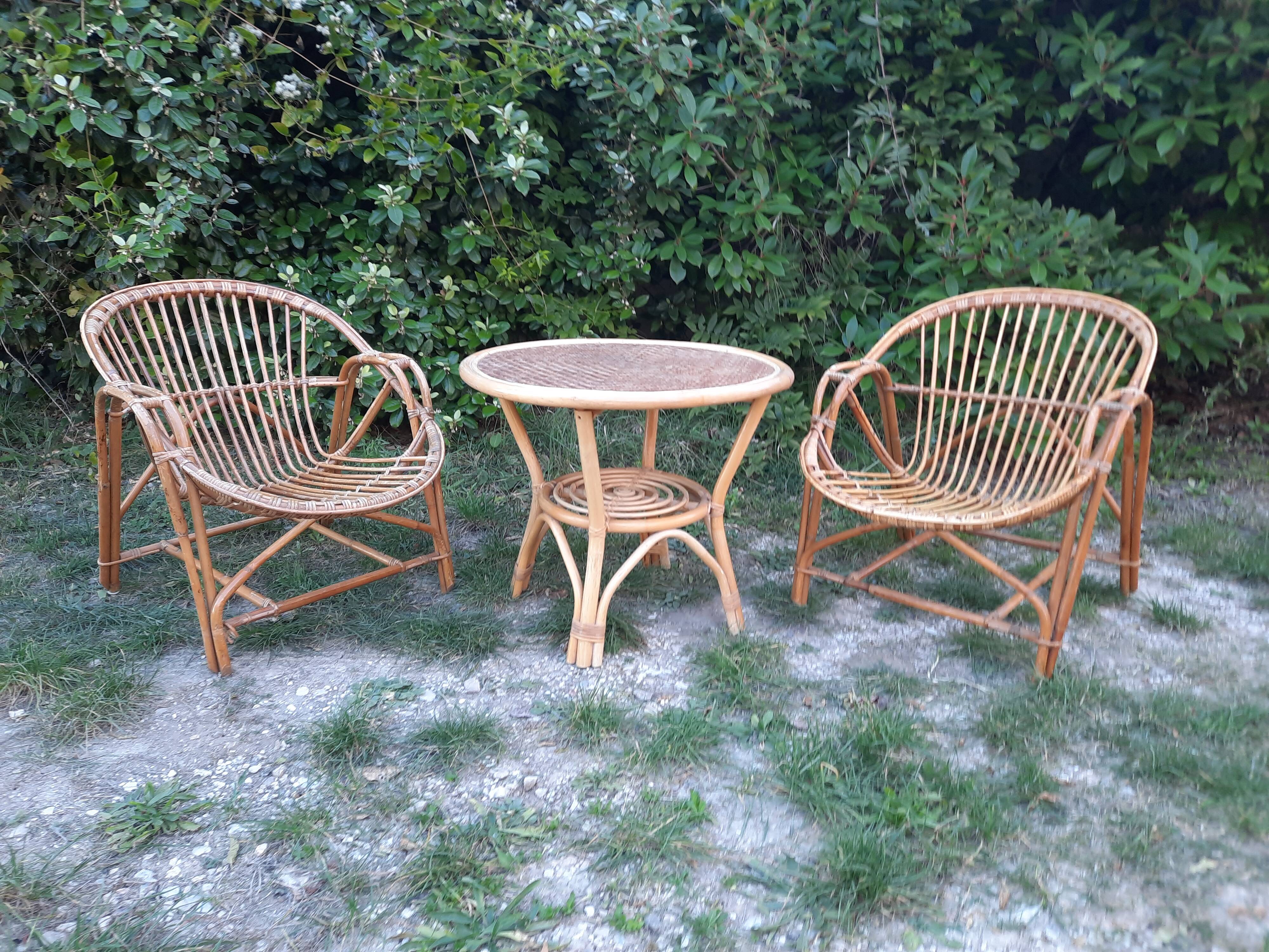 Rattan and bamboo living room