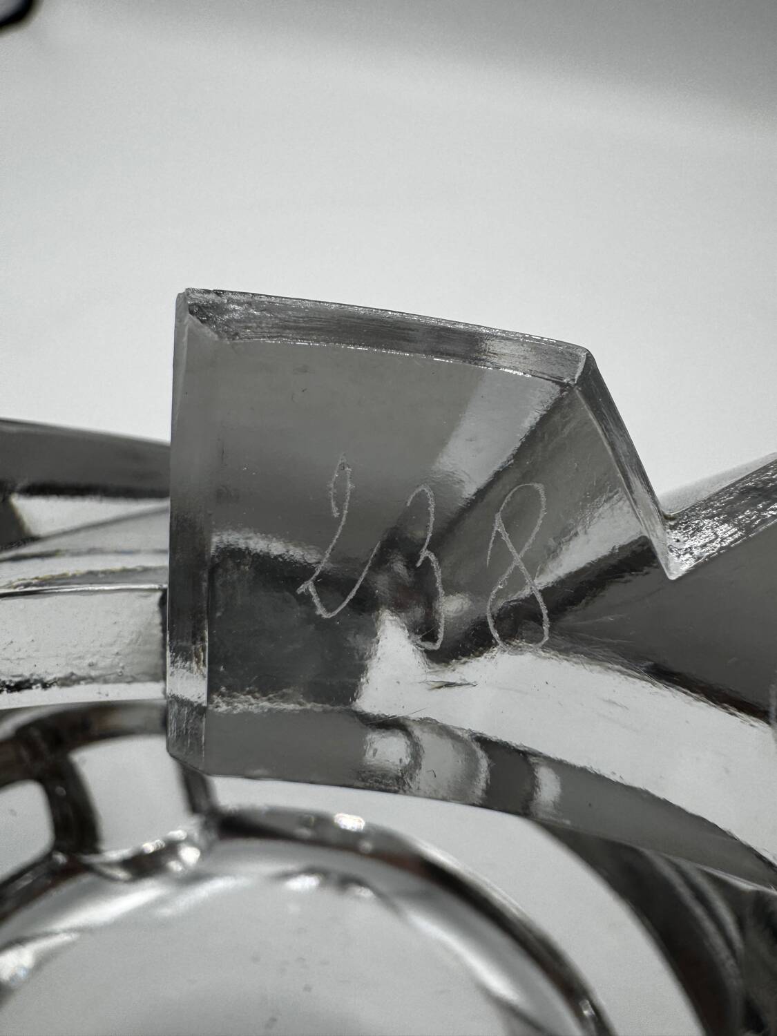 Martell ashtray by Pierre Carmin, luxury version, numbered Baccarat.