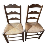 Pair of rustic antique chairs – turned wood – seat in fibres