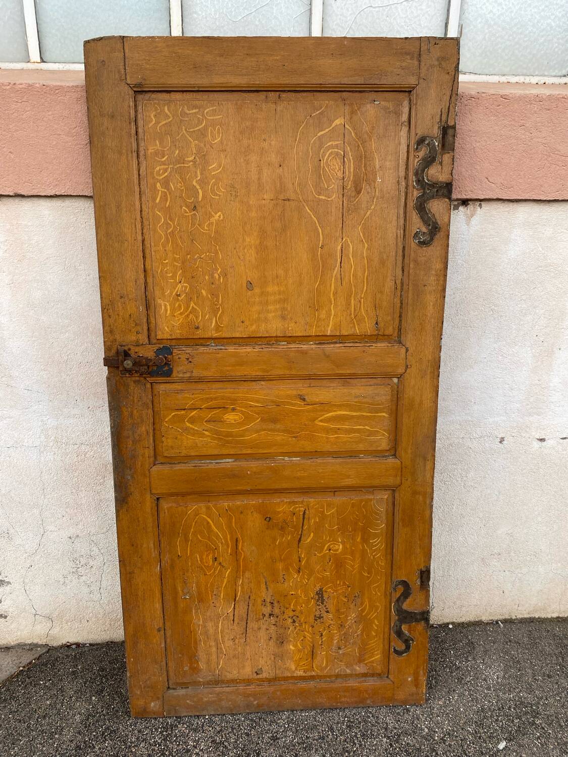 Interior door in painted fir