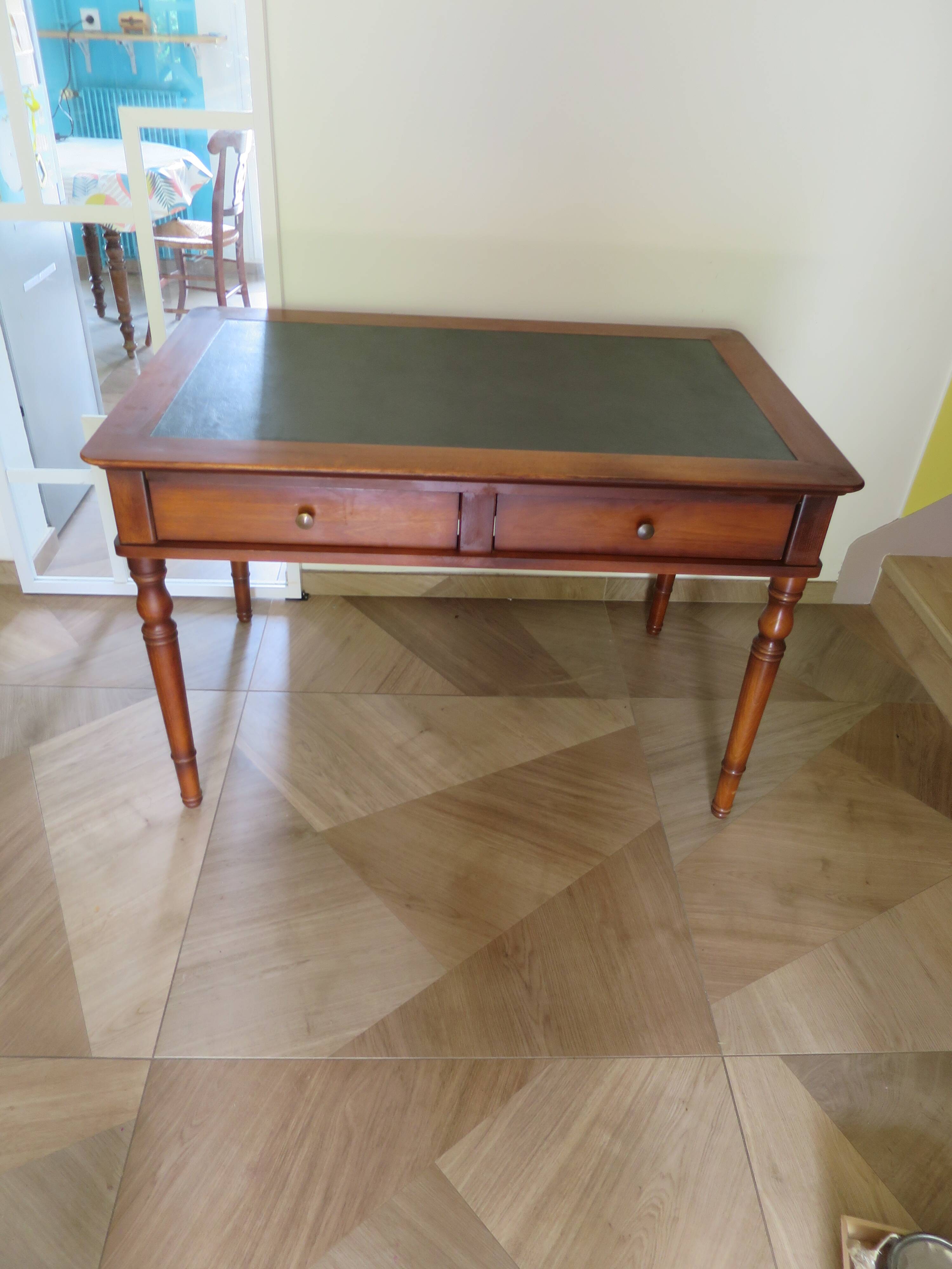 minister's desk - 2 drawers - solid wood - faux leather writing pad - Louis Philippe