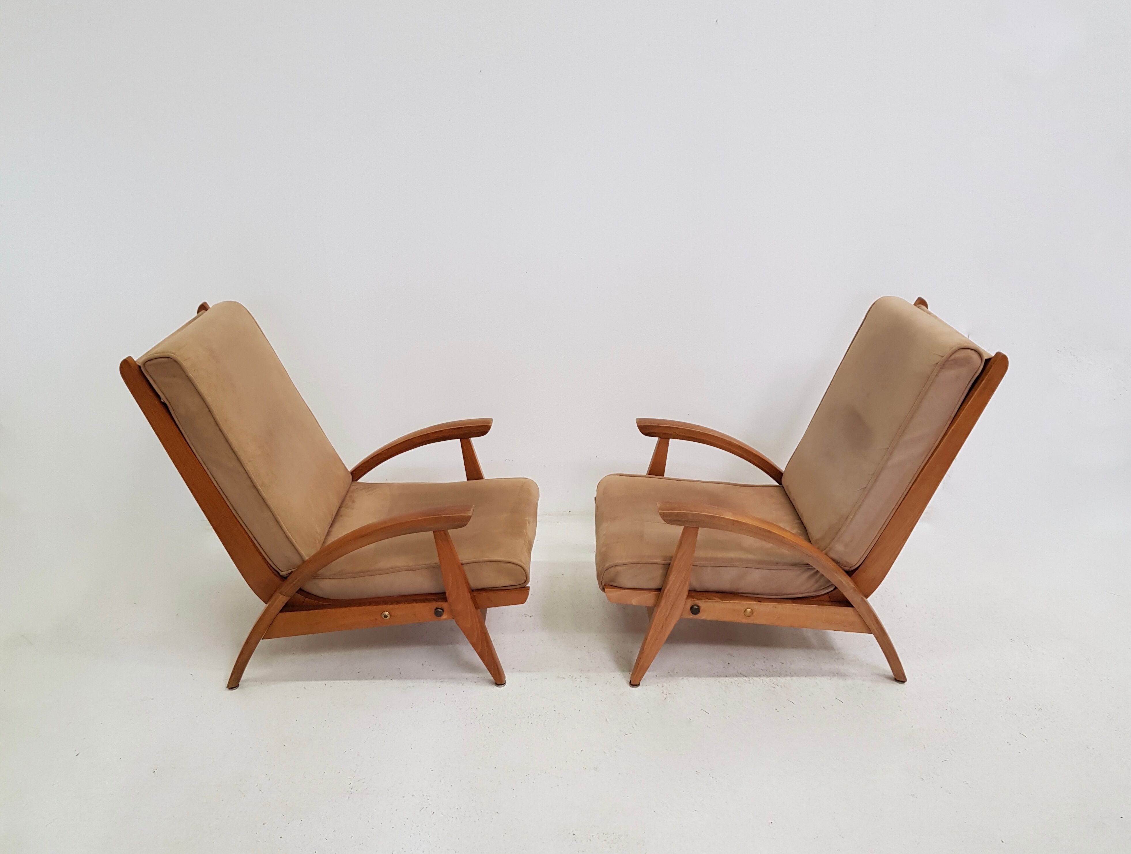 Pair of FS 134 Recliner chairs by Guy Besnard for Free Span, 1954