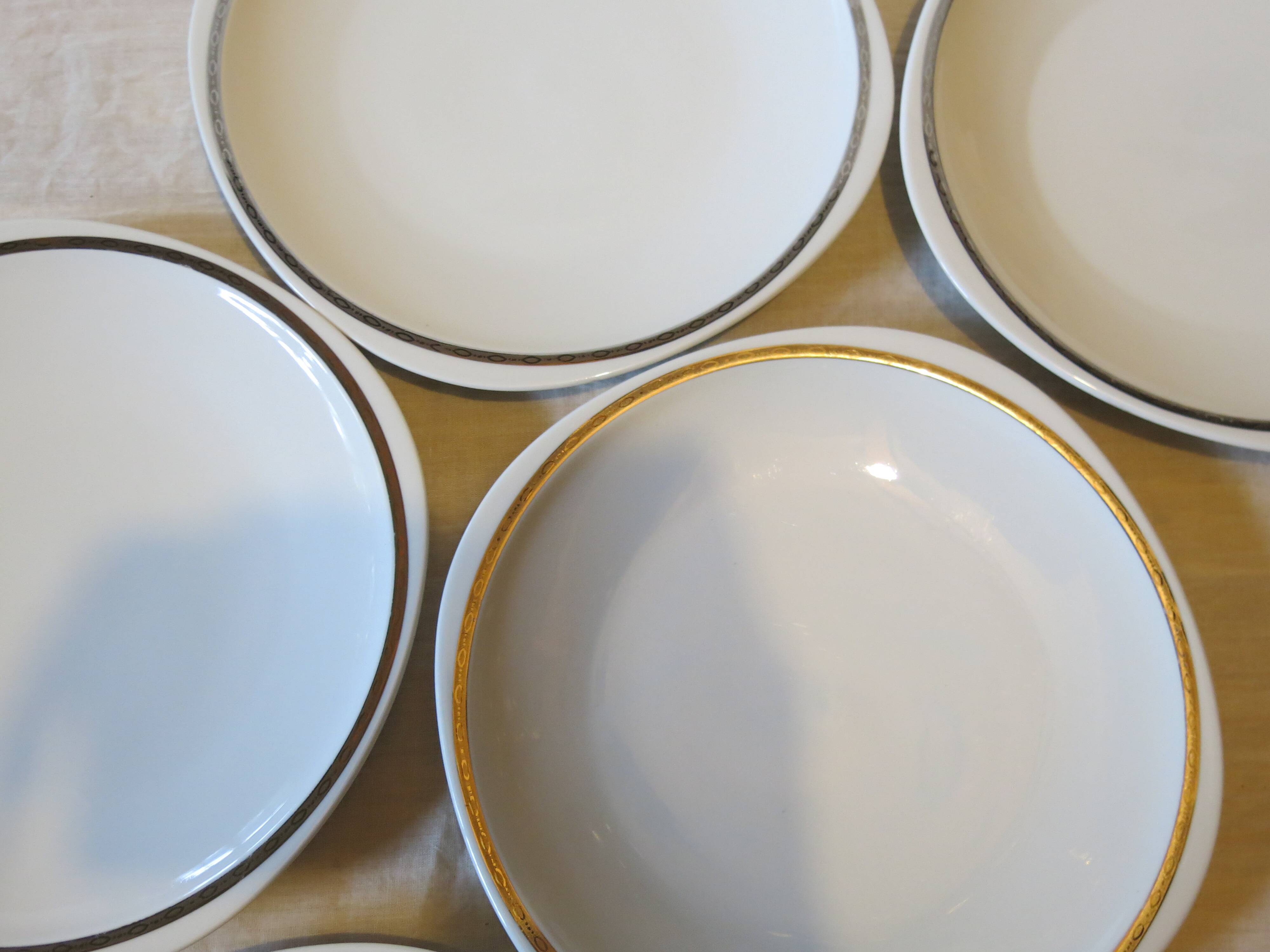 6 Sologne porcelain dinner plates in very good condition