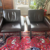 PAIRE DE FAUTEUILS 740  Design : Joseph André Motte 1957