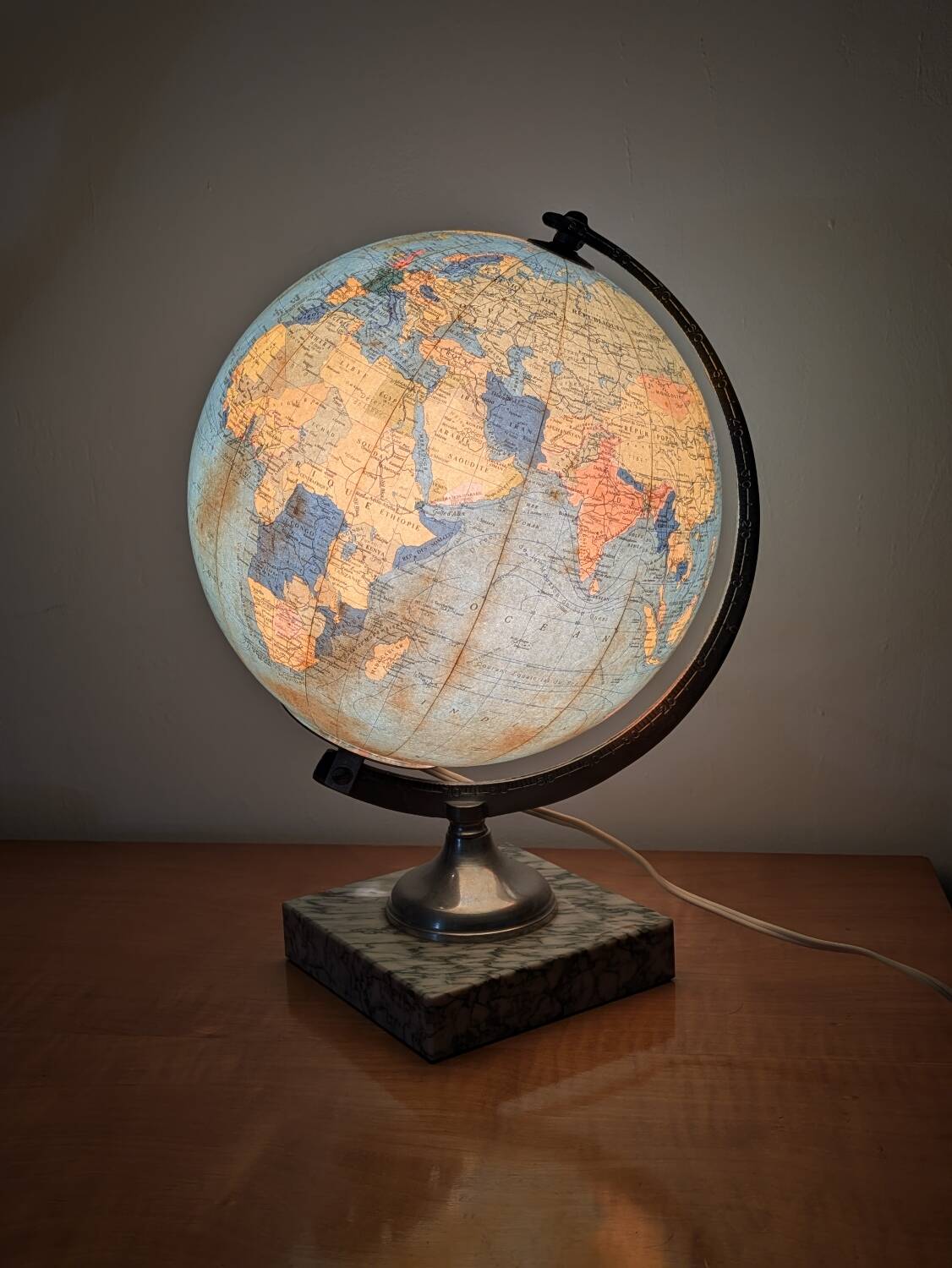 Globe terrestre vintage Taride 1960, marbre & verre