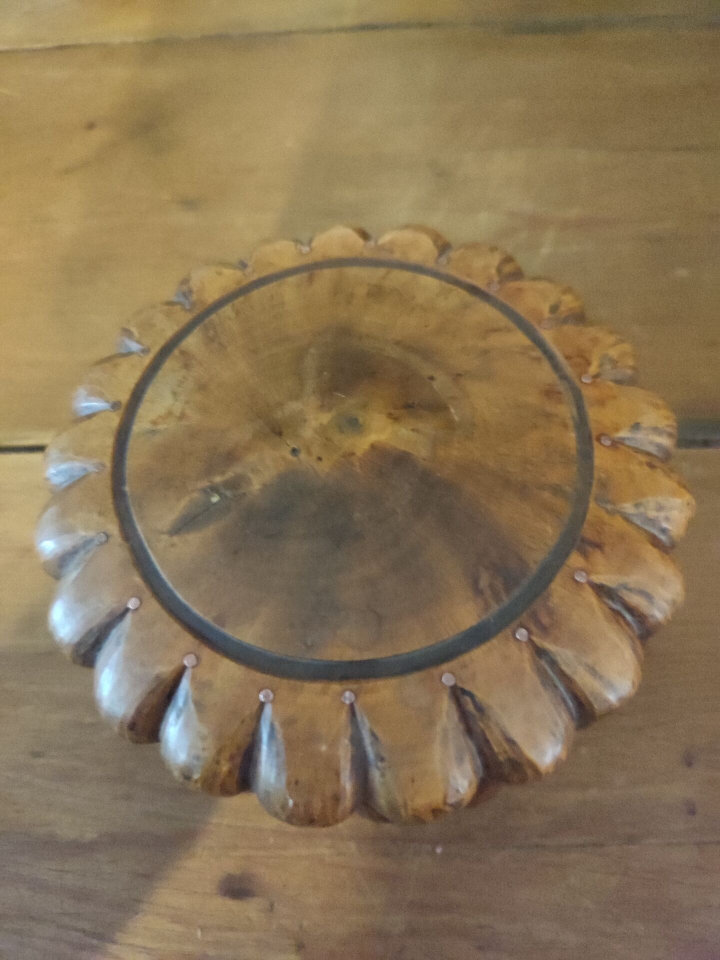 Boîte en bois vintage J.Perard
