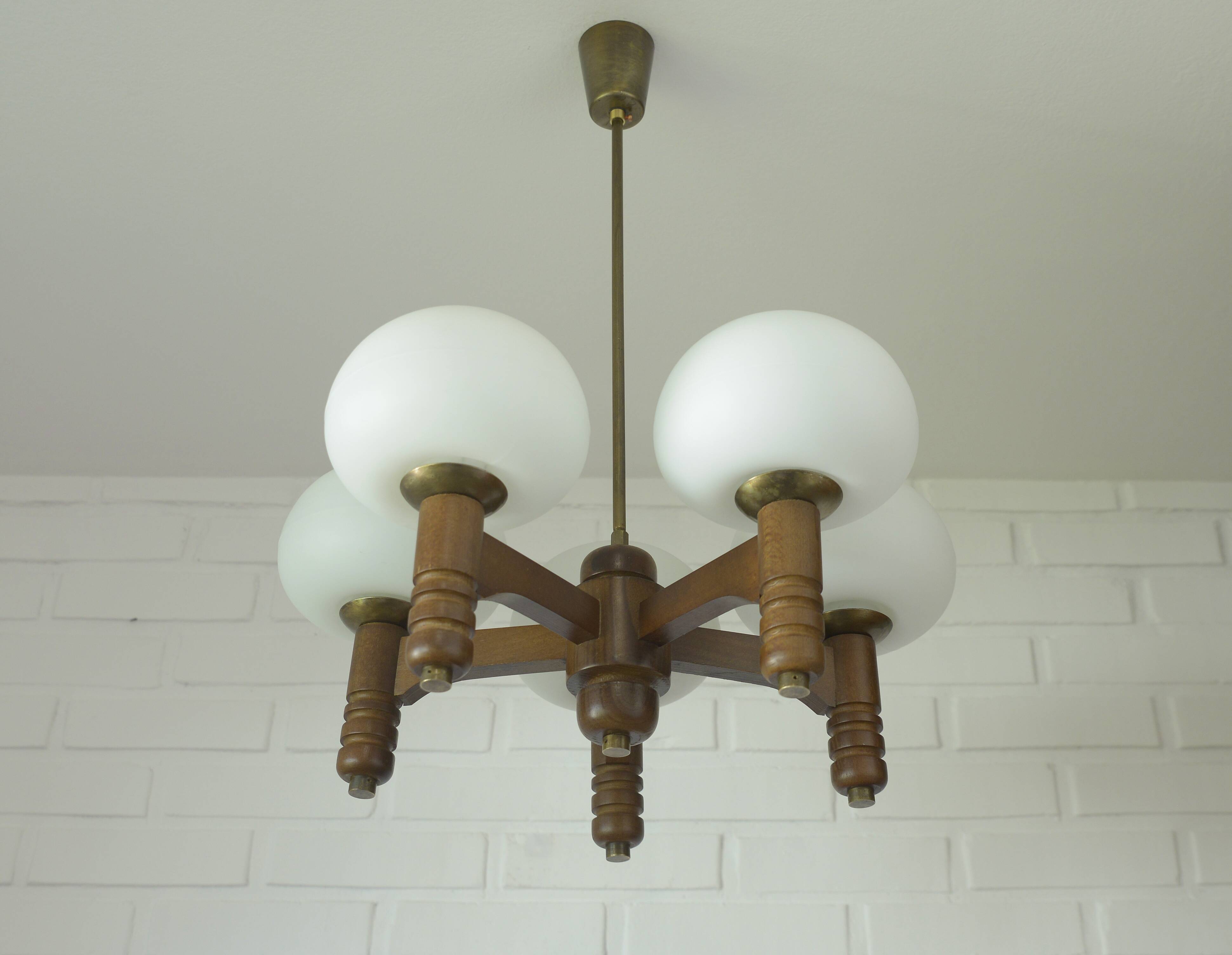 Vintage pendant lam rustic hanging mushroom chandelier wooden light 1970s