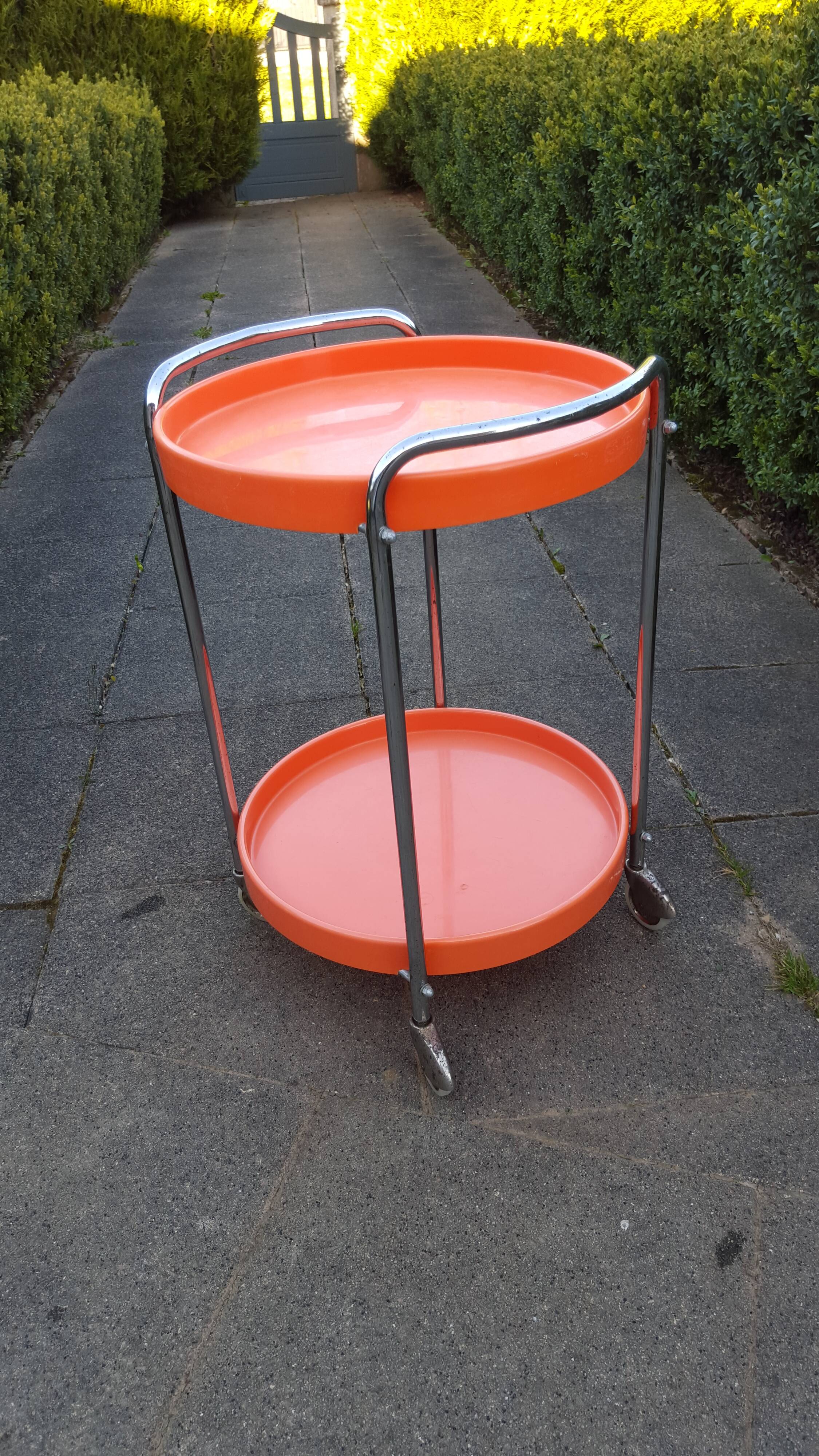 Vintage dessert seventies orange and chrome