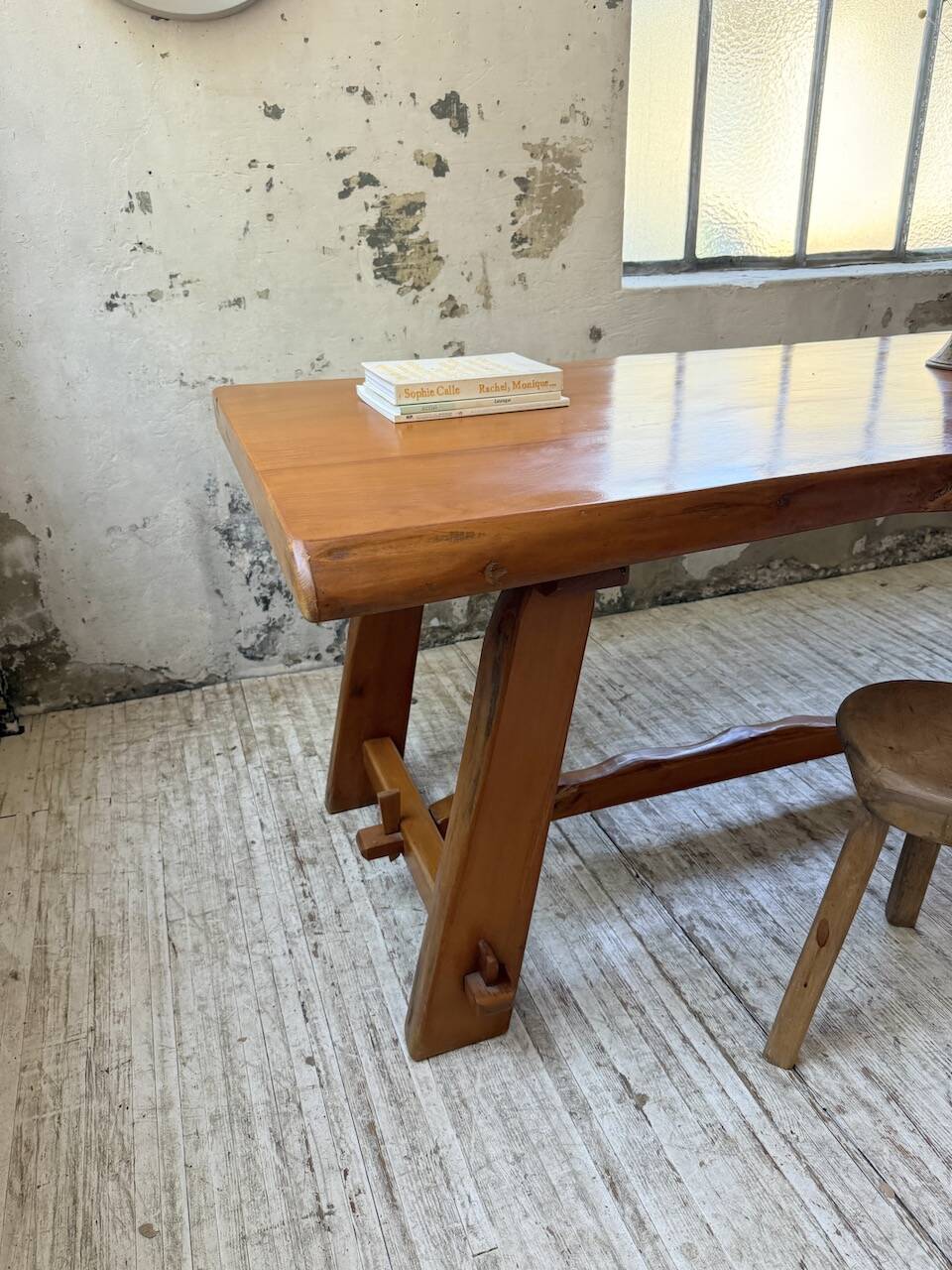Aranjou farmhouse table in blond elm, 1950s