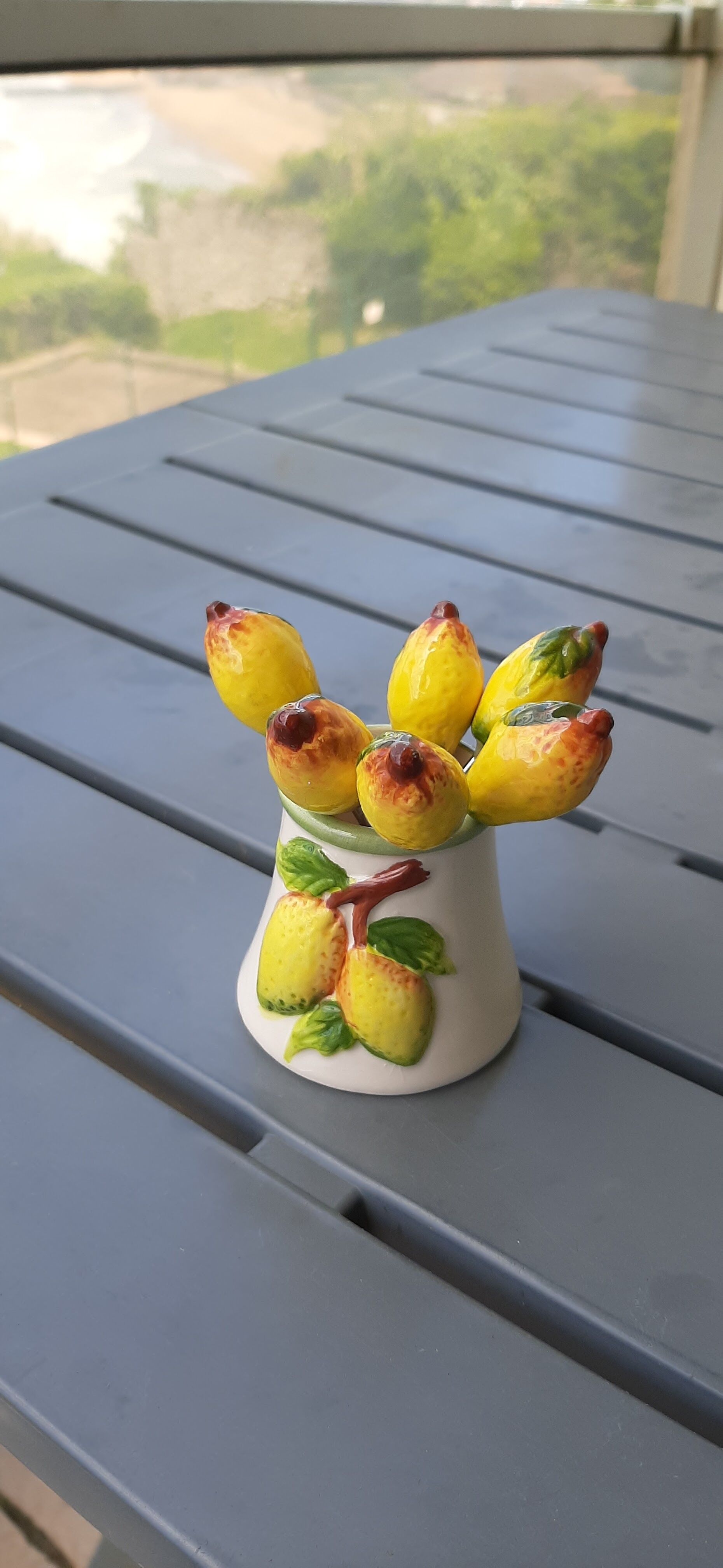 Lemons slurry in cup