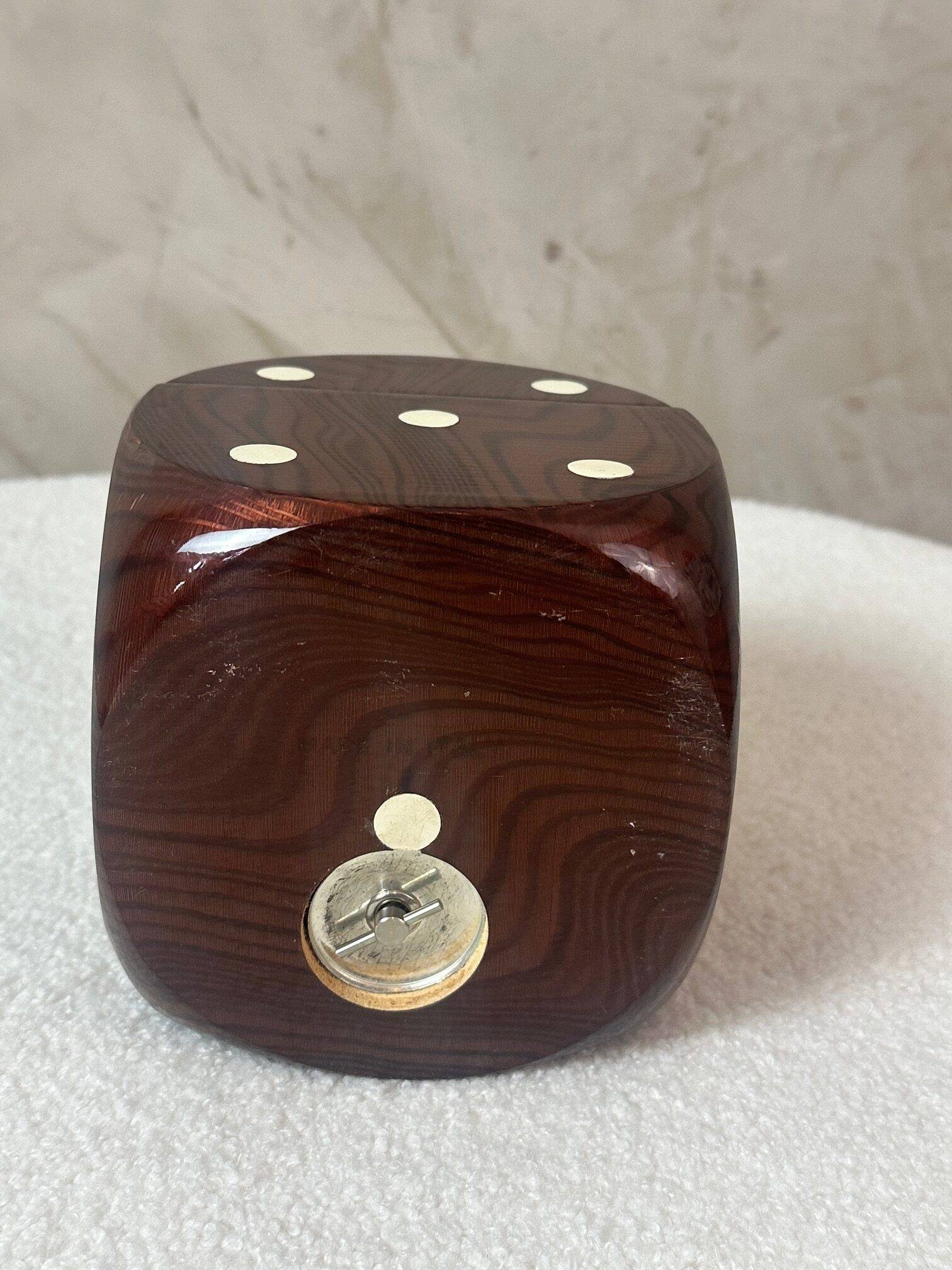 Musical cigarette box