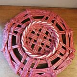 Vintage cup in braided pink barbotine