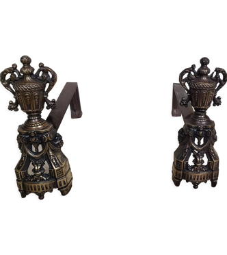 Paire de chenets anciens en bronze style Louis XVI