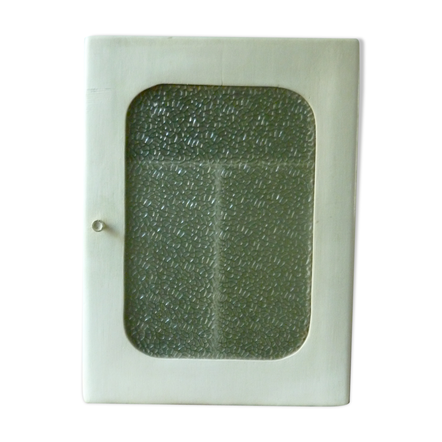 The 1950s wall cabinet