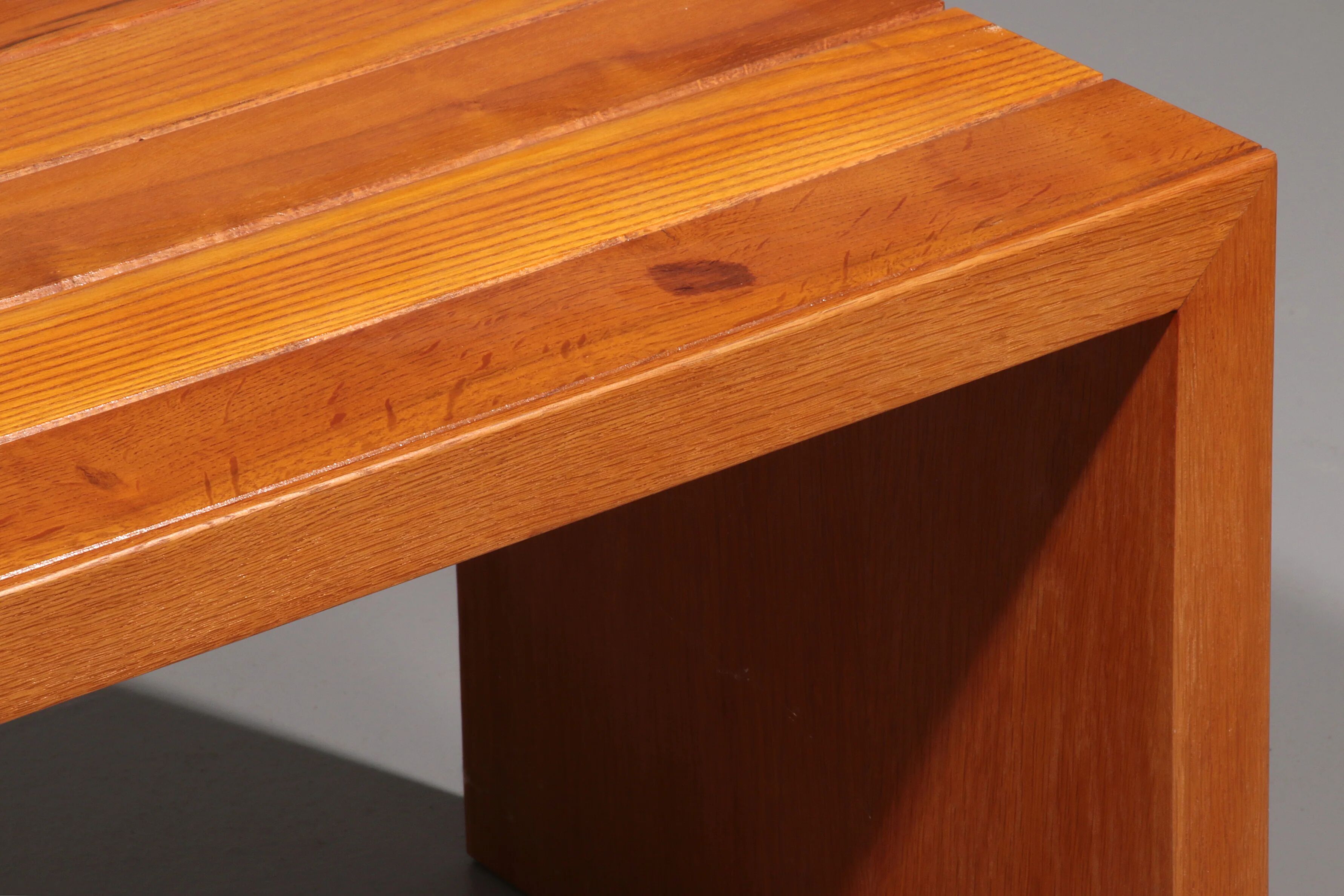 Elegant Italian mid-century beechwood bench (1960s)