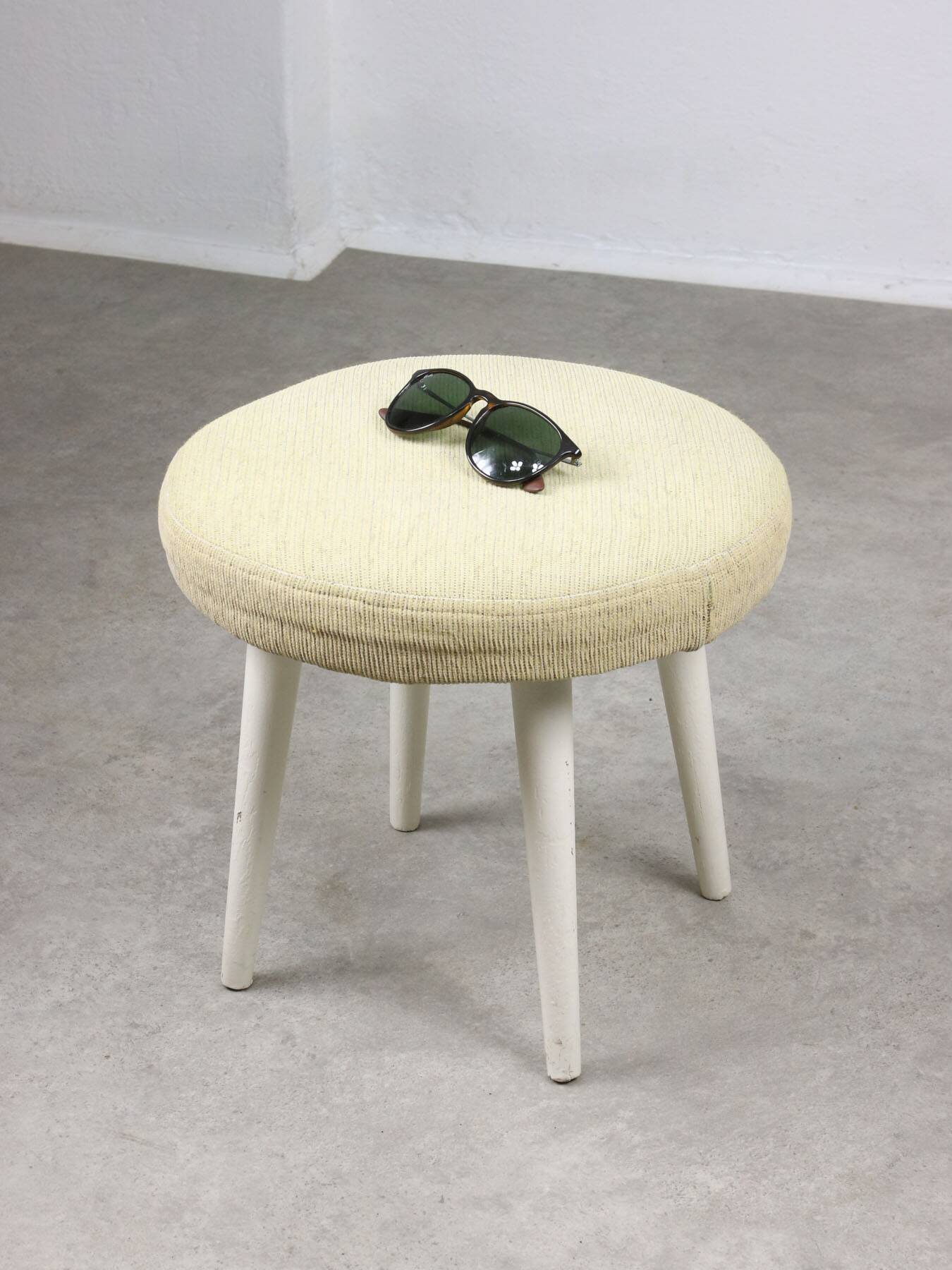 Vintage Italian Stool in Beige Fabric, 80s