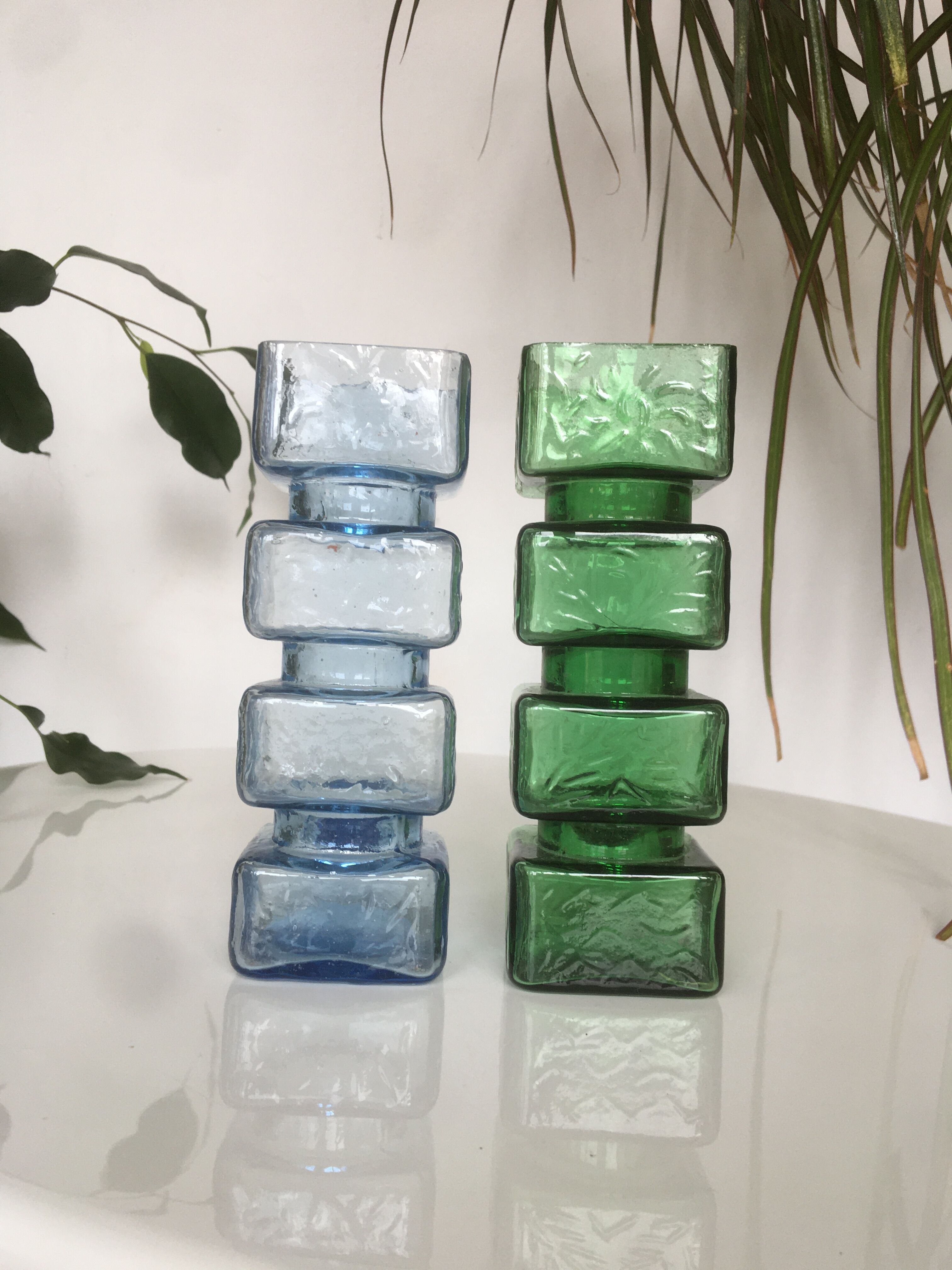 Vases duo by Helena Tynell