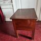 Tabouret coffre en bois