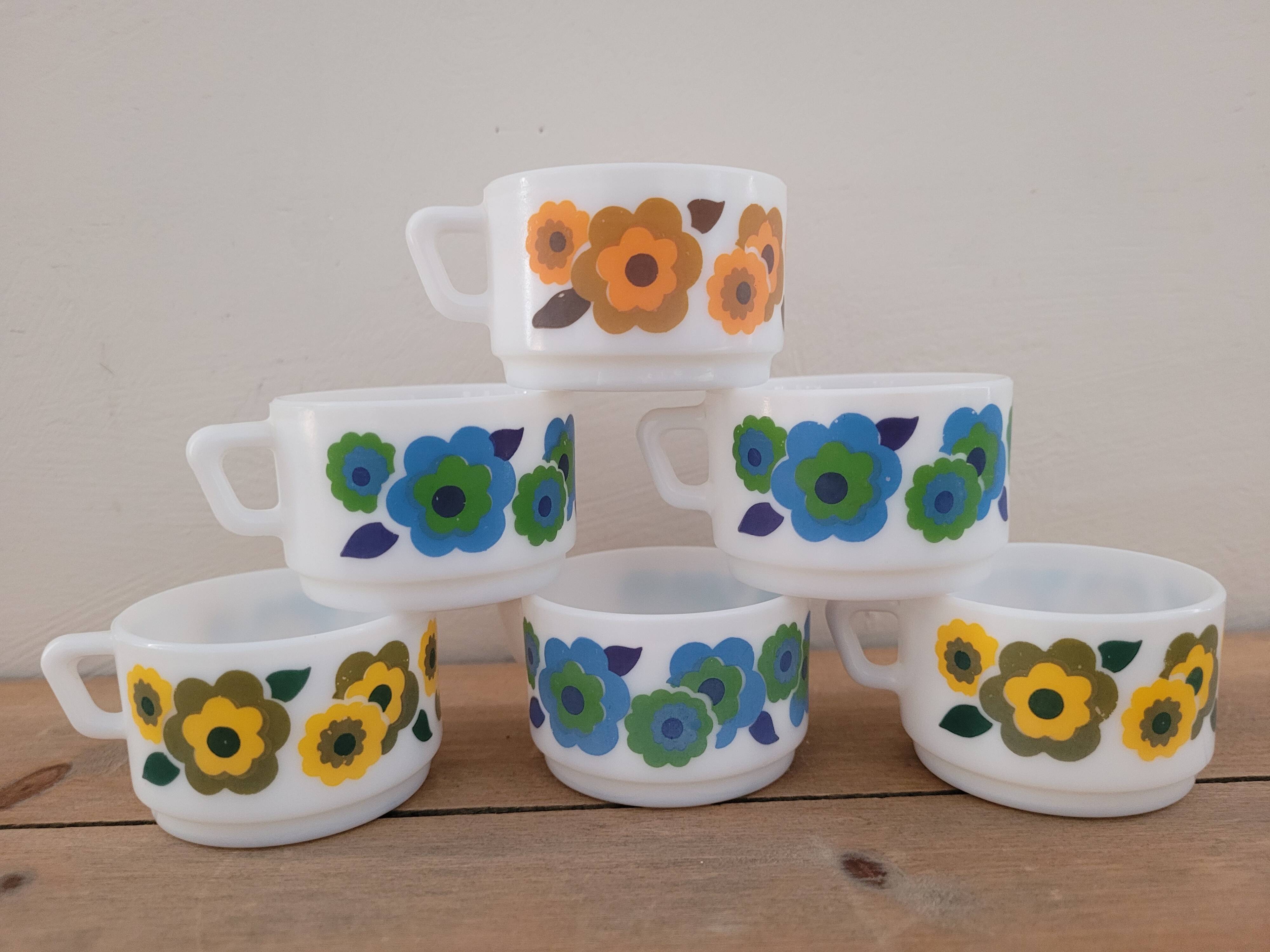 Six cups 70's