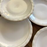 6 assiettes plates en porcelaine de Limoges signé P.Dessagne en très bon ét