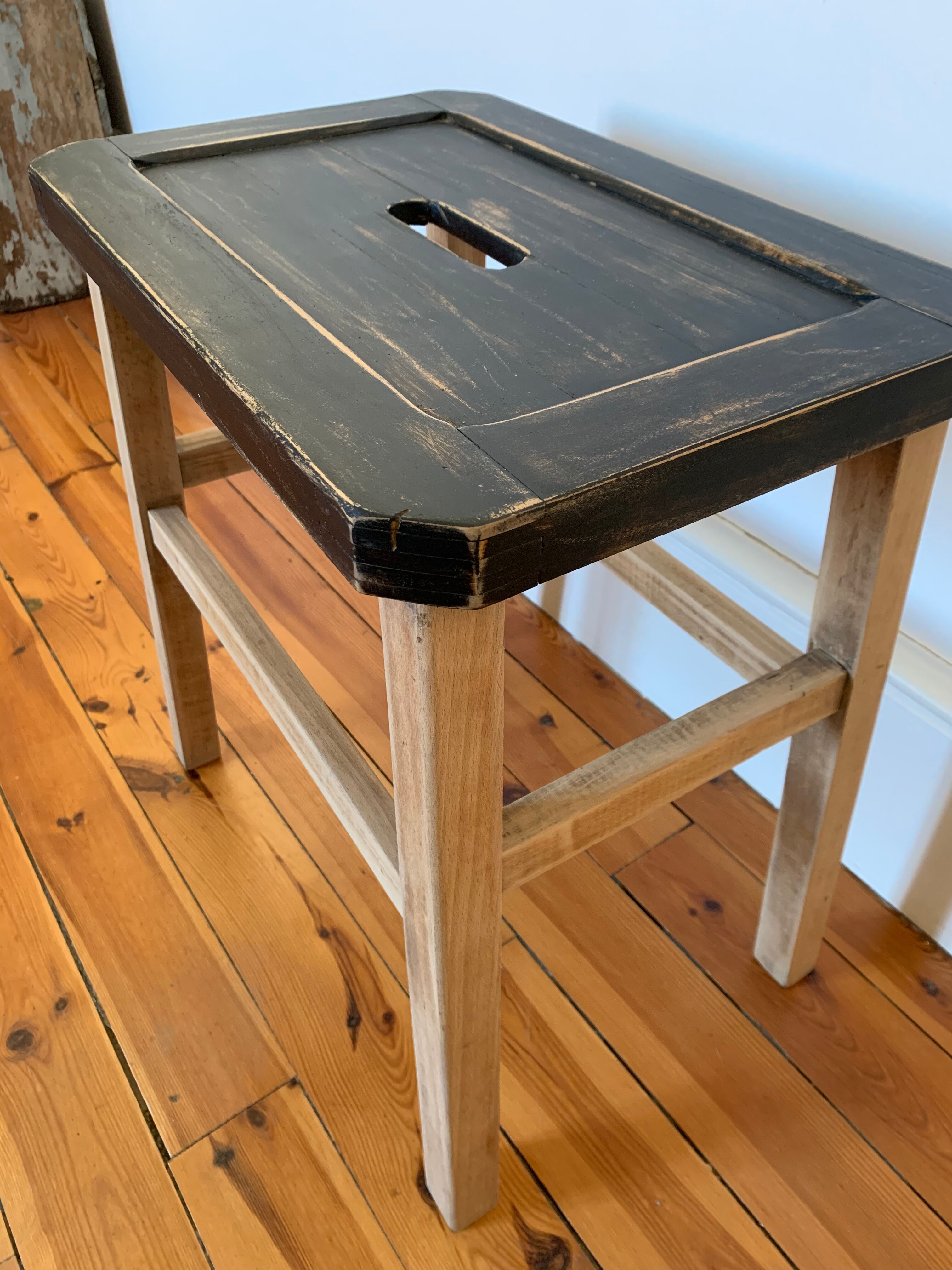 Painter's workshop stool