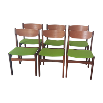 A set of 6 dining room chairs