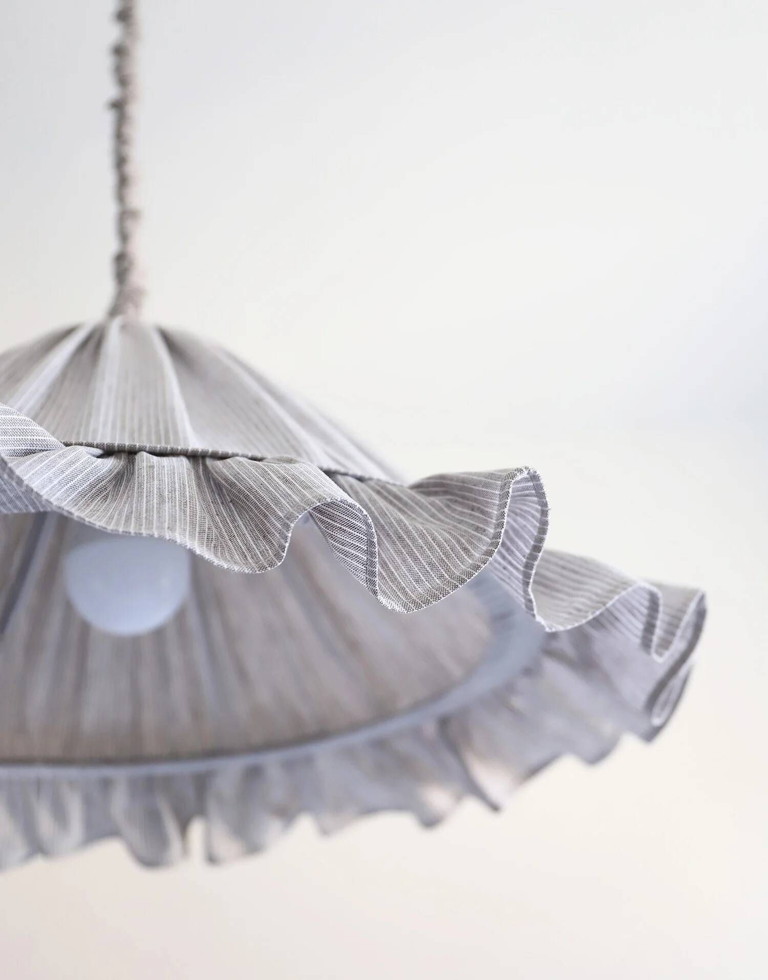 Suspension Emilia, pleated lampshade with frills, grey stripes.