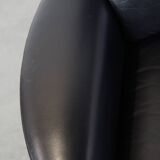 Fauteuil design en cuir noir de Giorgetti