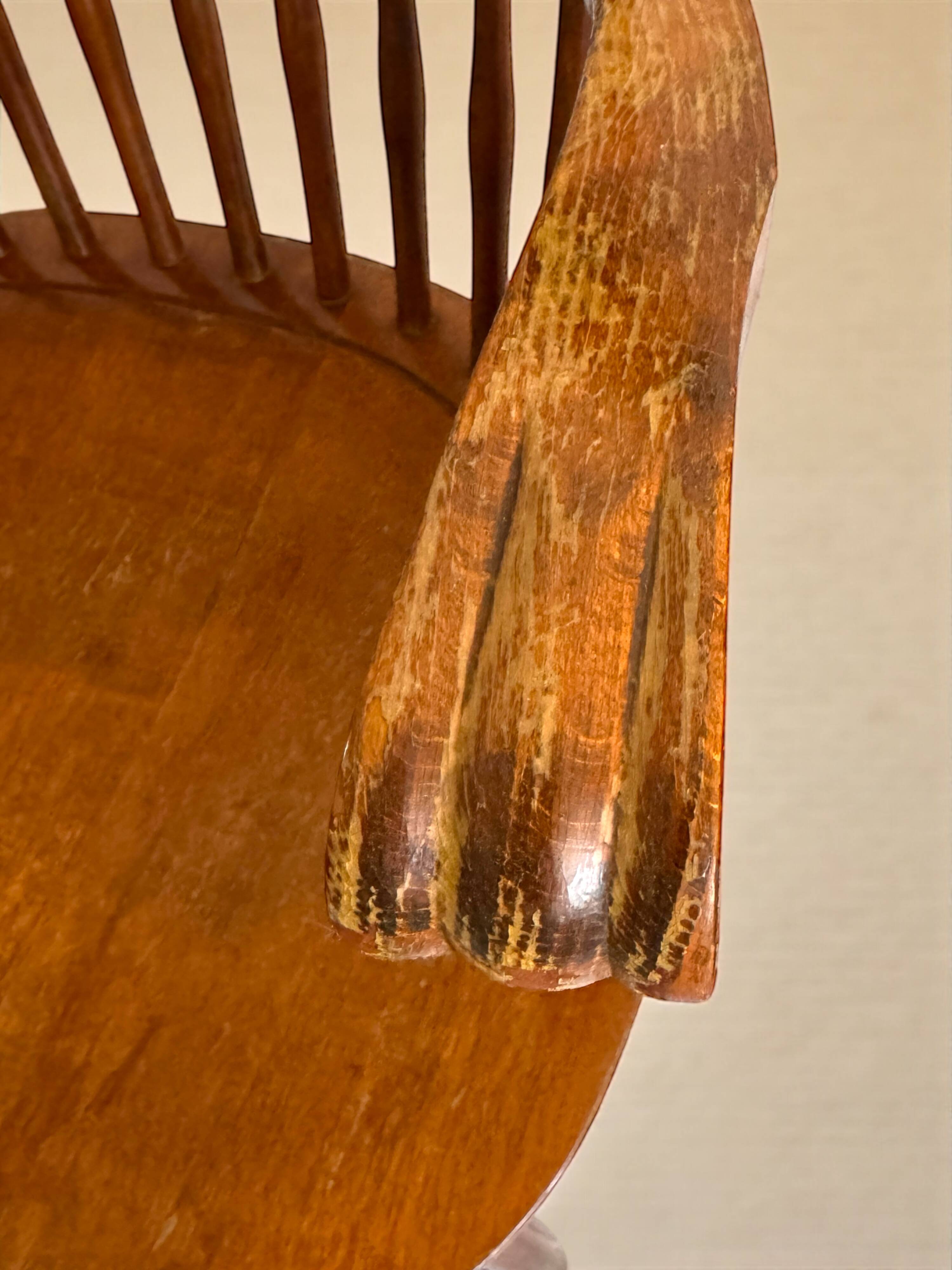 Paire de fauteuils anglais Windsor à barrettes (années 60)