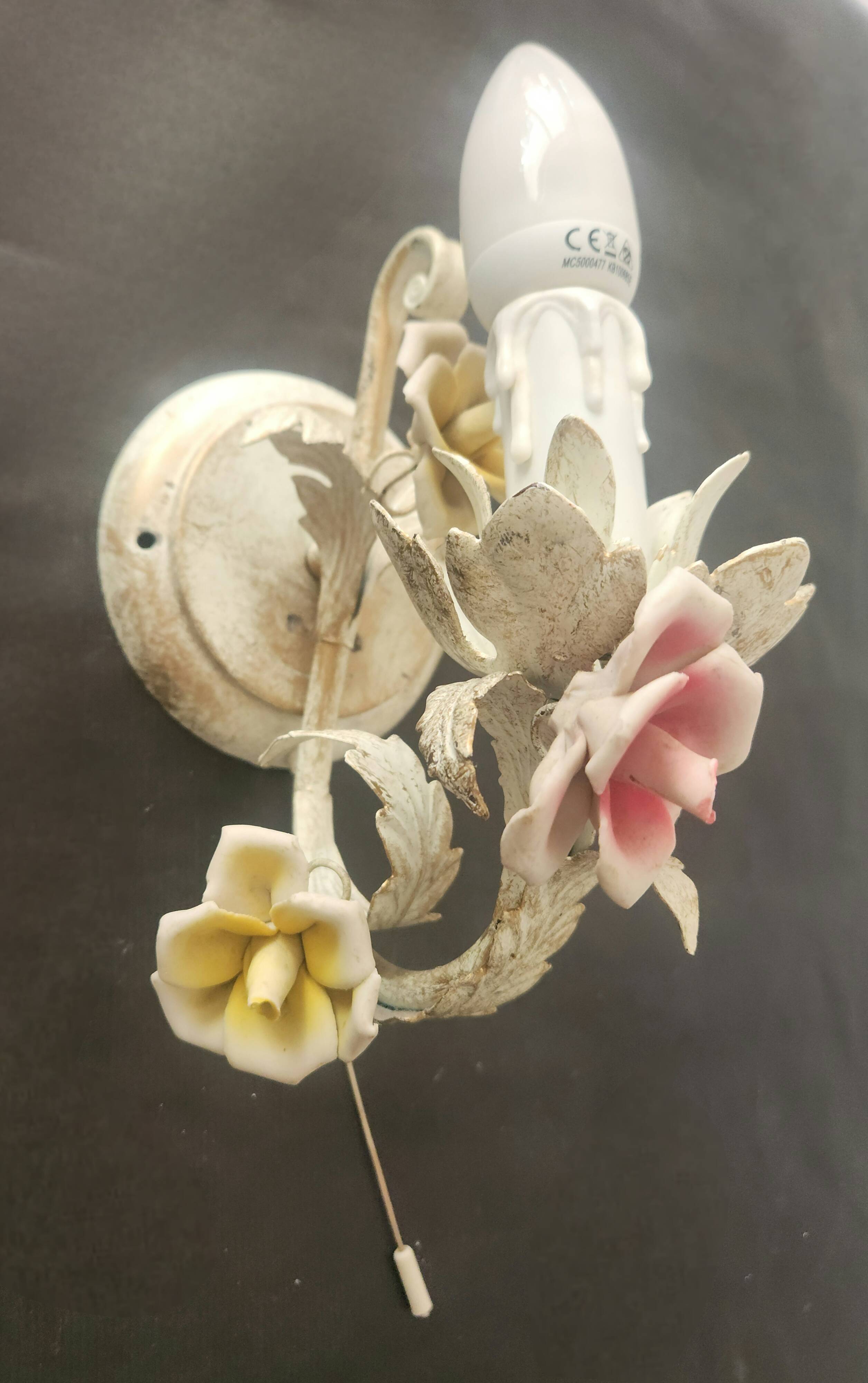 Set von 2 Shabby Chic Wandlampen Tole Schmiedeeisen Porzellan Rosen Blumen