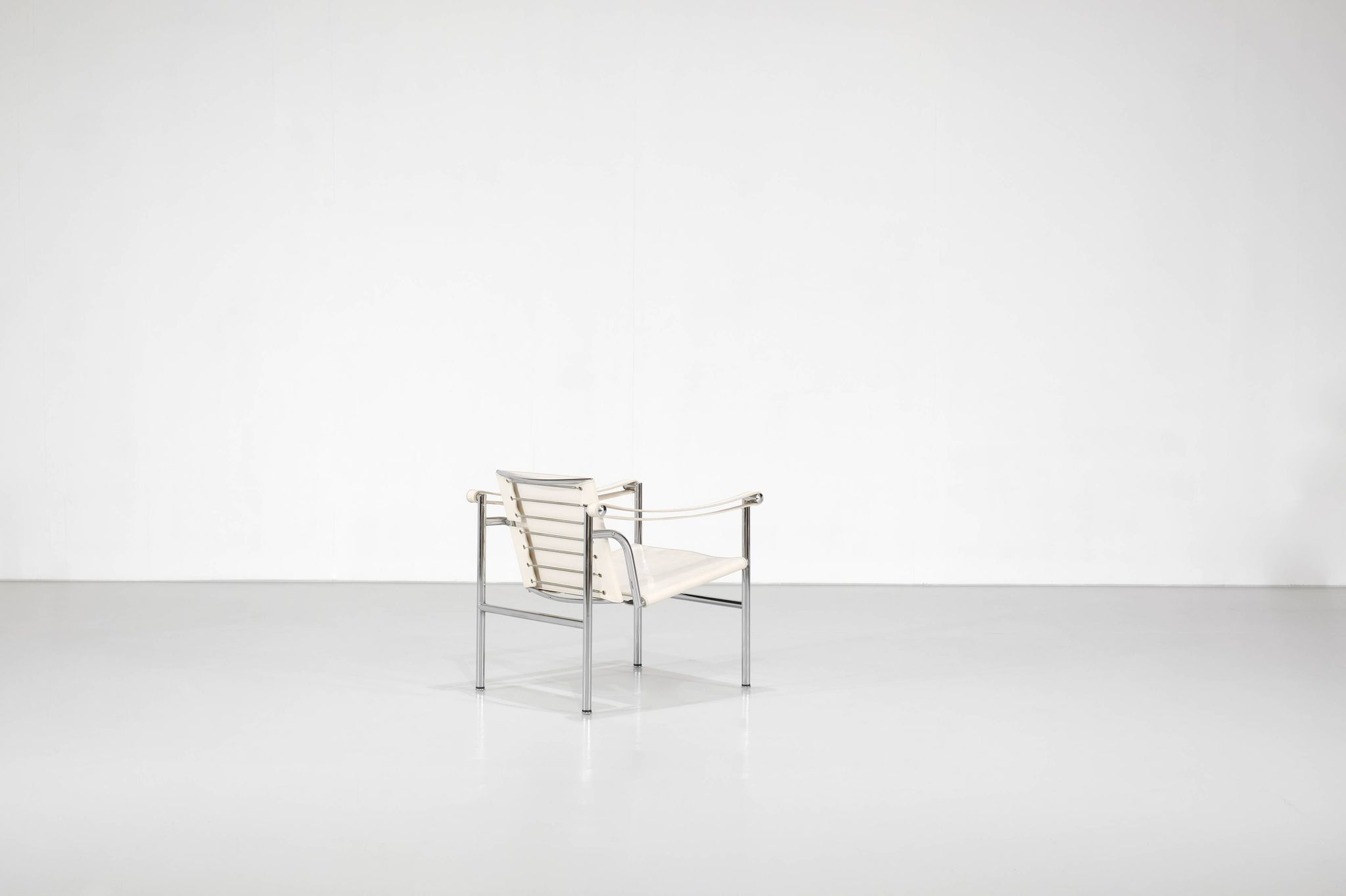 "LC1" armchair by Le Corbusier for Cassina, Italy 1929.
