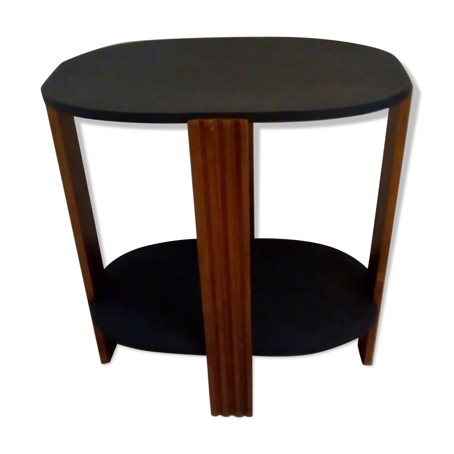 Table de forme 'olive'