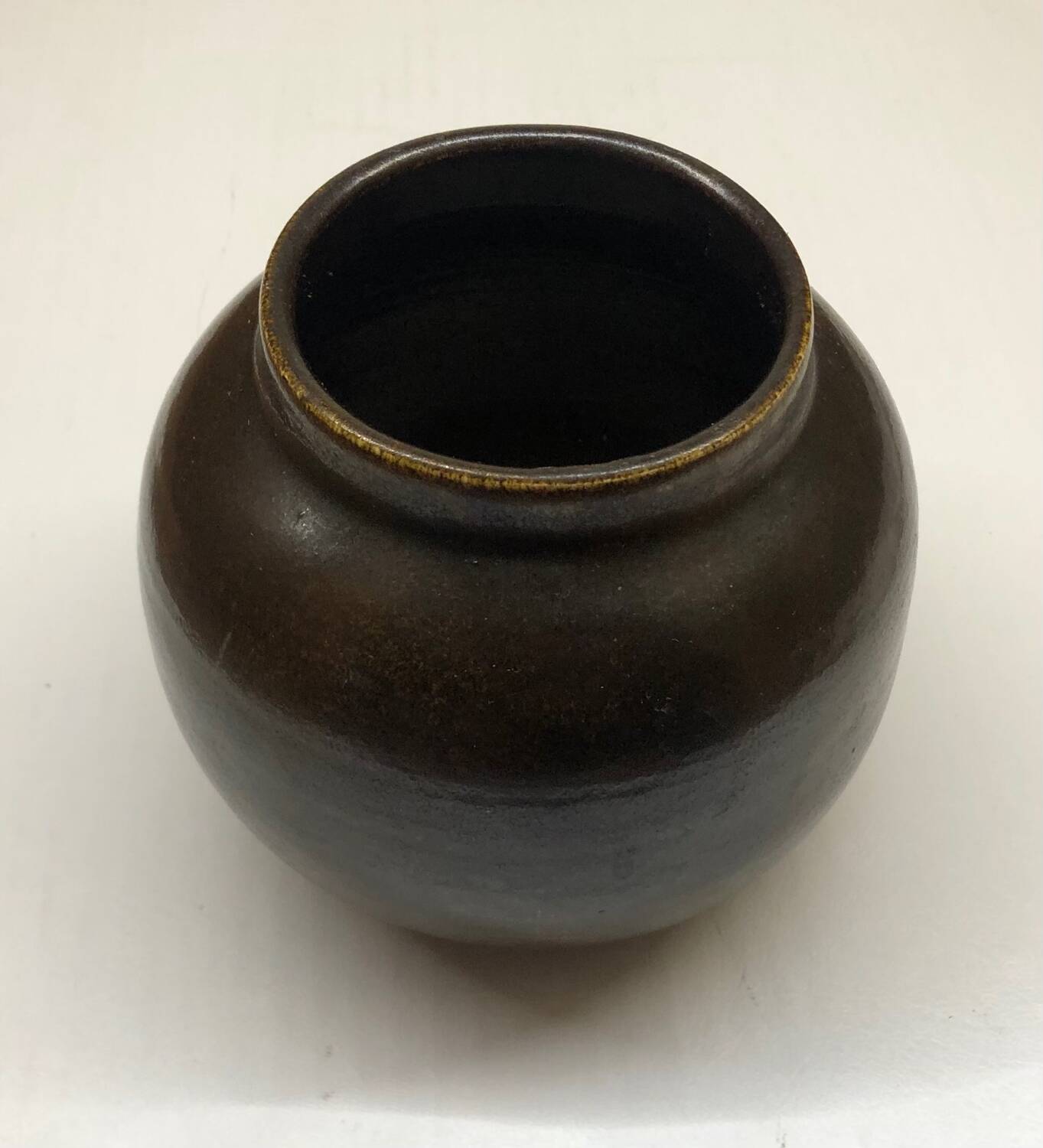 Onggi style stoneware vase Korea/China