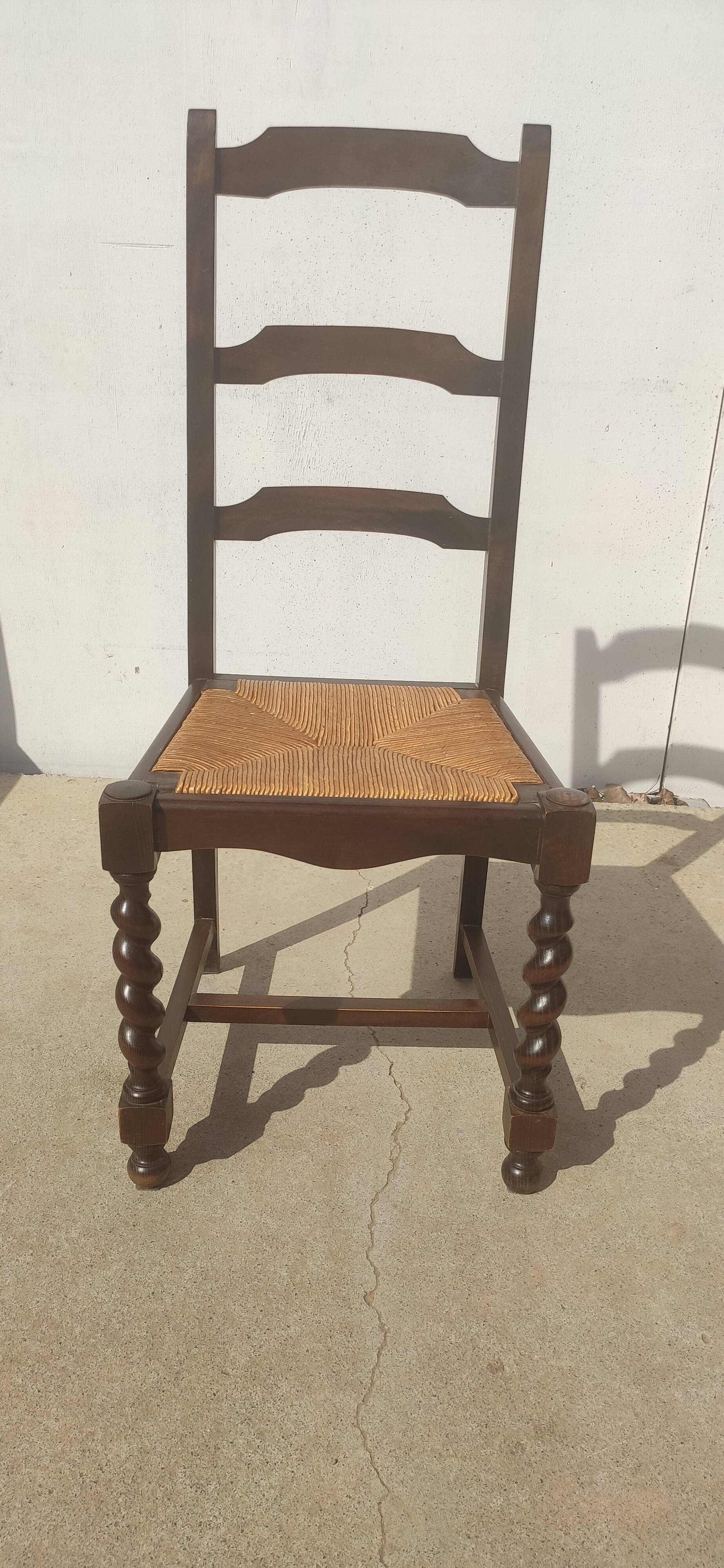 6 wooden and straw chairs, Louis XIII style