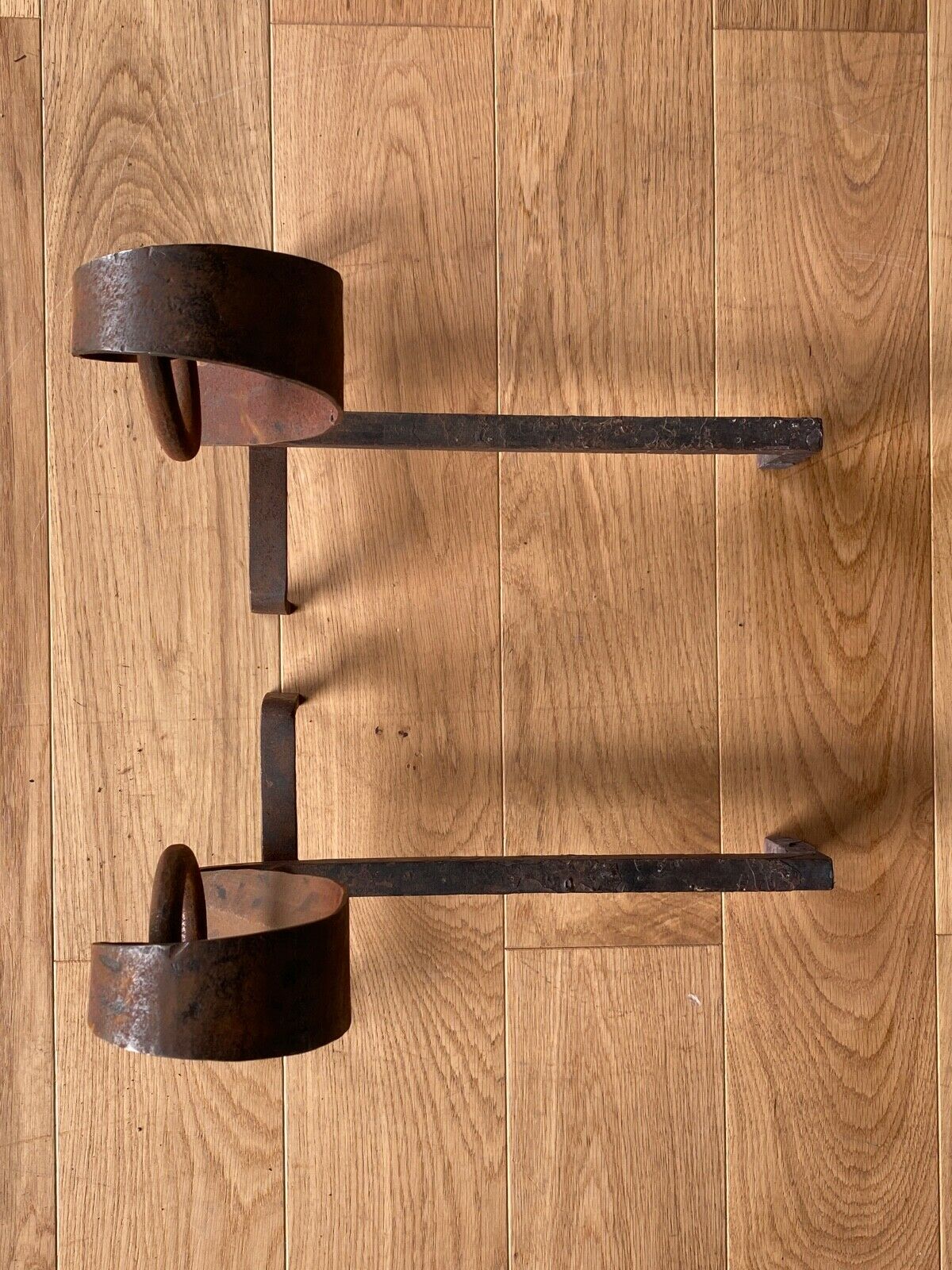 Pair of snake chenets and brutalist rings 1970 raw metal