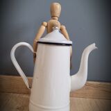 White enamelled coffee maker