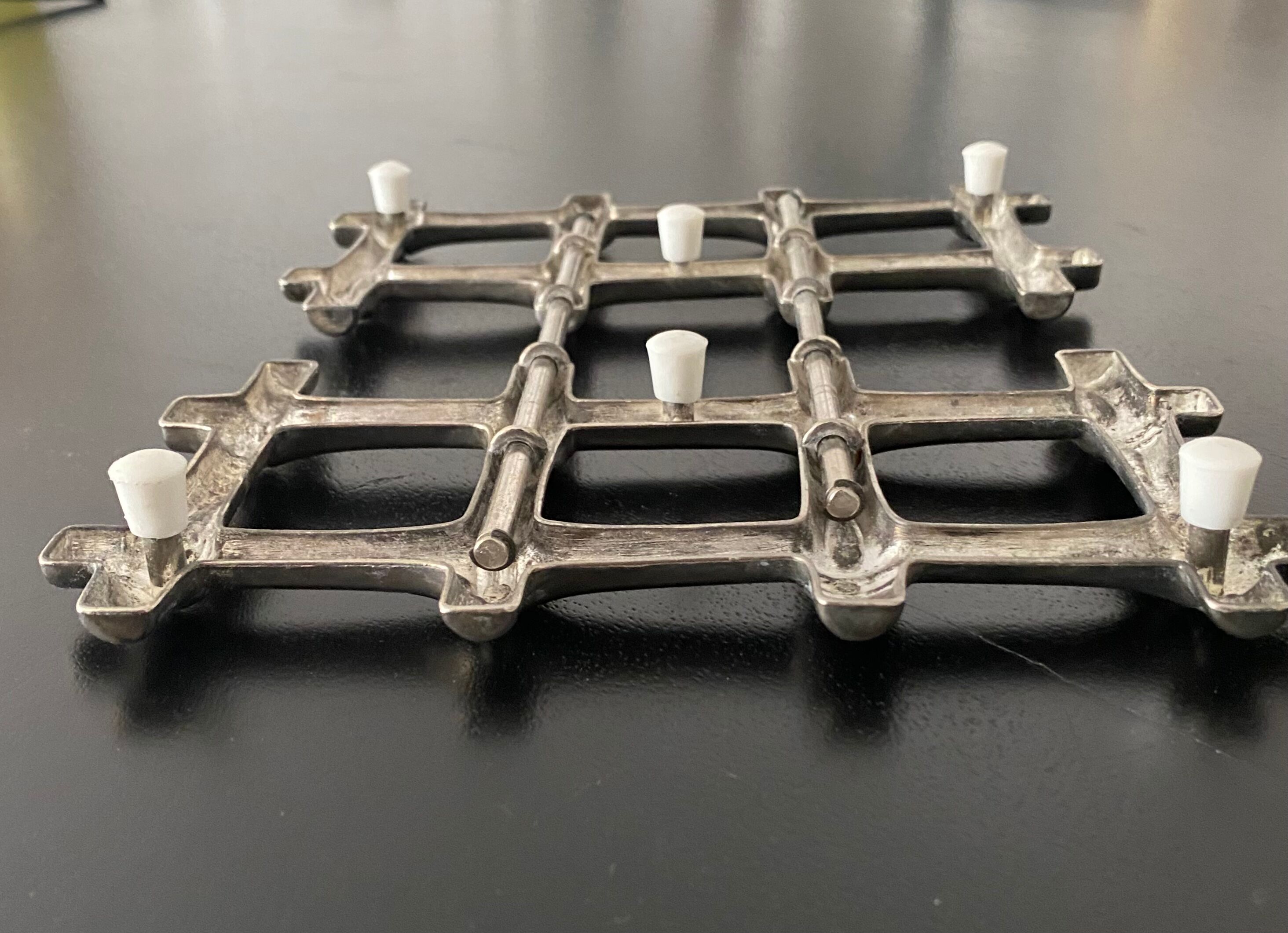 1 extendable bamboo metal shaped flat bottom