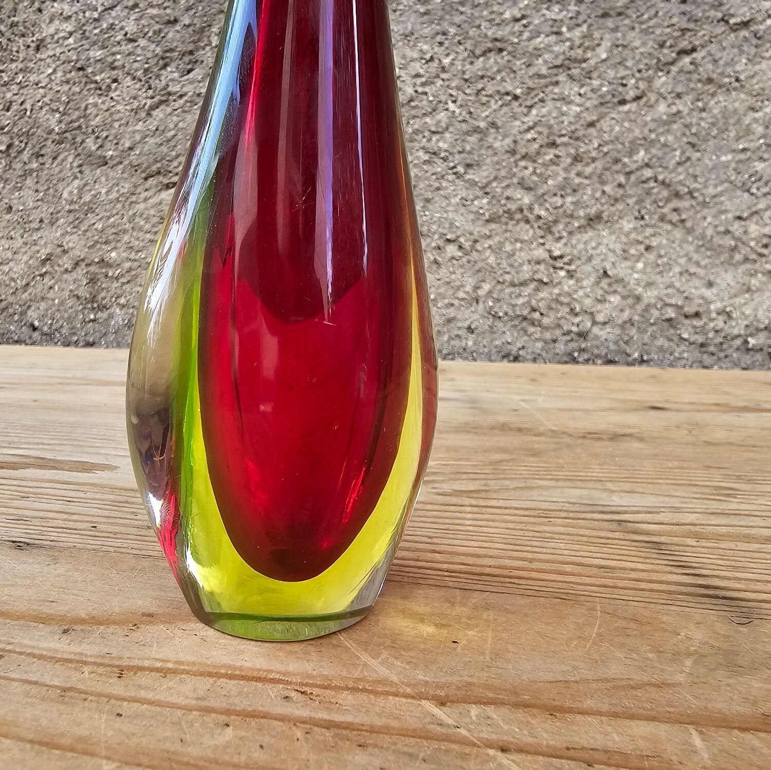 Red and uraline soliflore