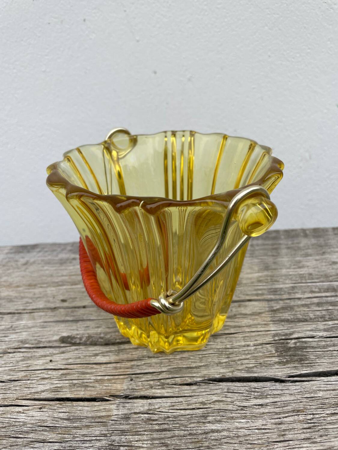 1970s glass ice bucket