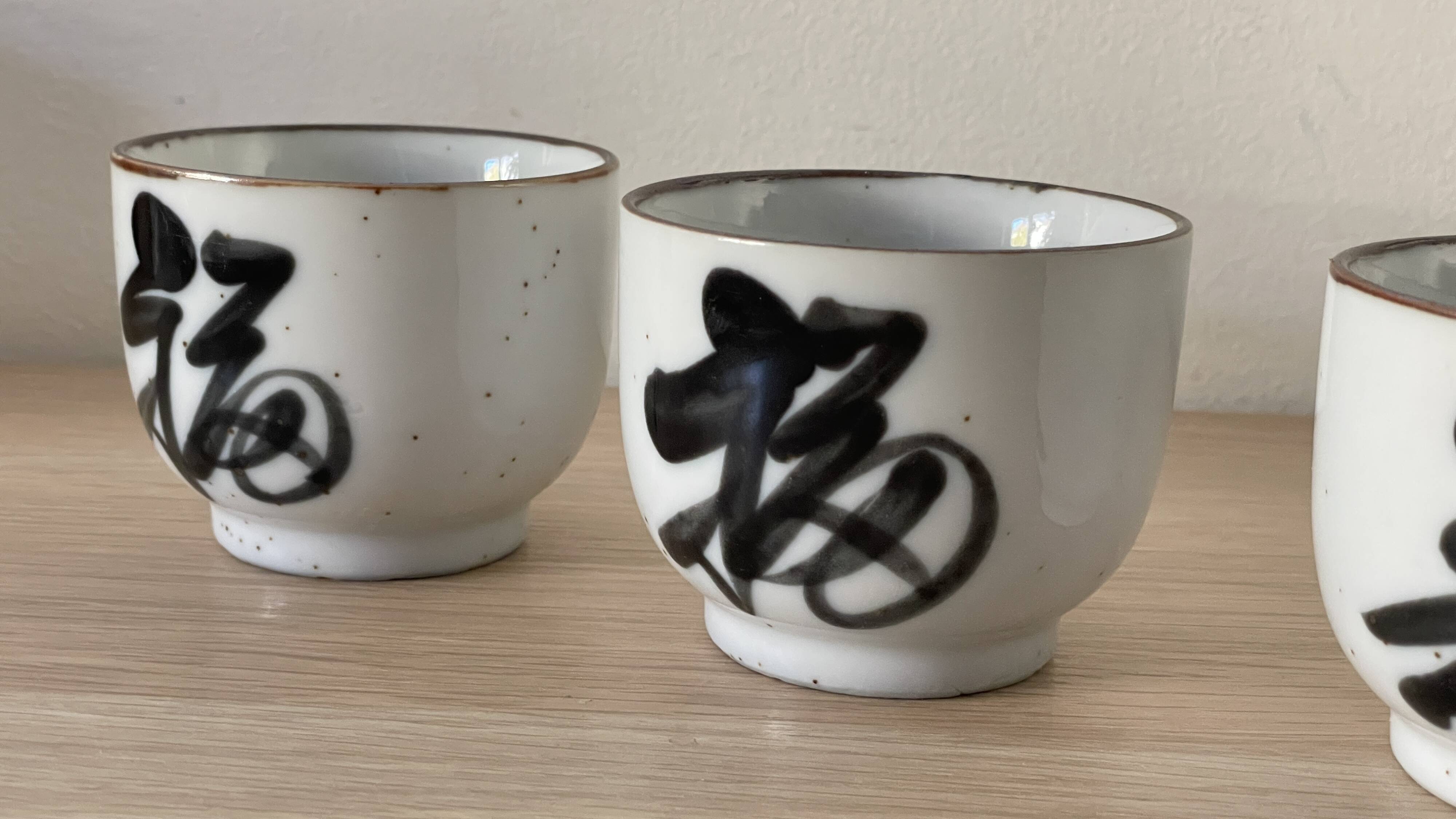 4 vintage stoneware cups