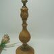 Pied de lampe en bois