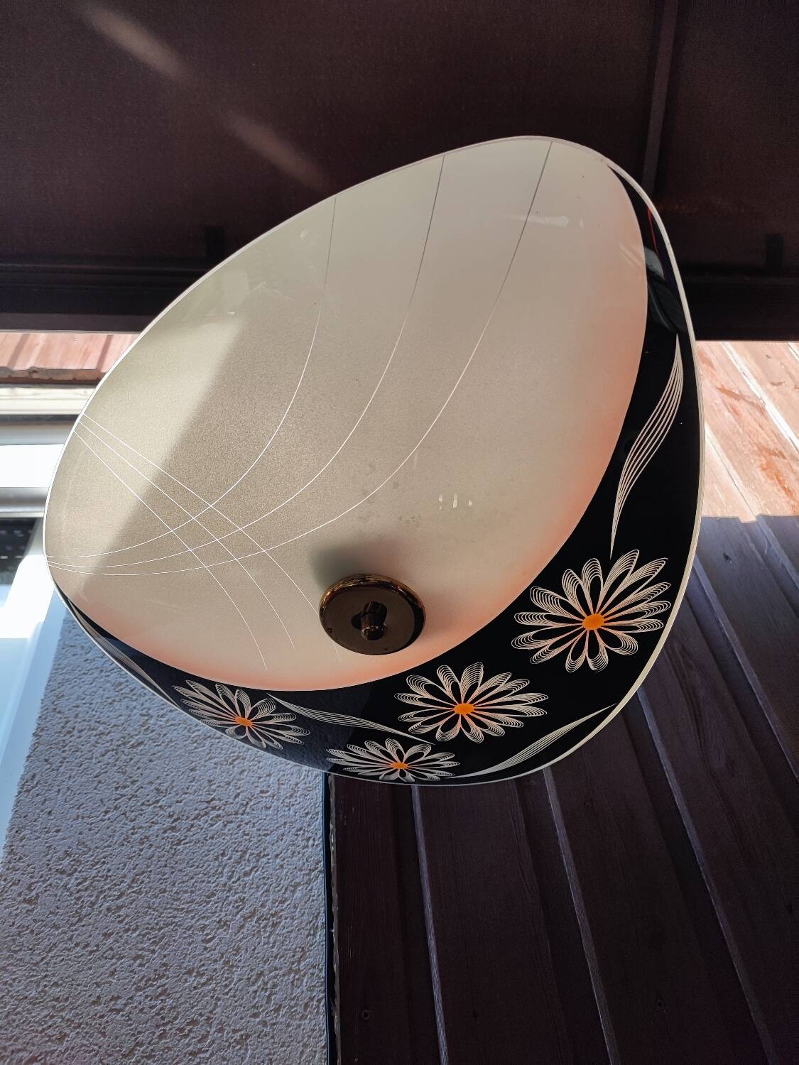Suspension en verre peint