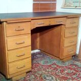 Spirol desk